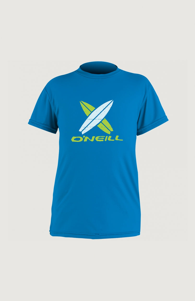 O'Neill Skins Short Sleeve Rash Tee für Jungen, blaues Schwimmshirt mit Logo-Print in Weiß und Grün, Vorderansicht
