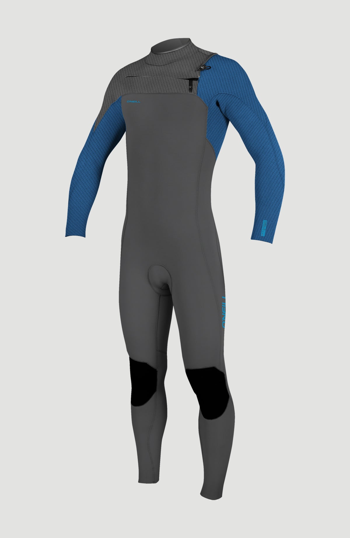 O'Neill Hyperfreak Plus 5/4mm Chest Zip Full Wetsuit für Jungen, blau, freigestellt in der Vorderansicht
