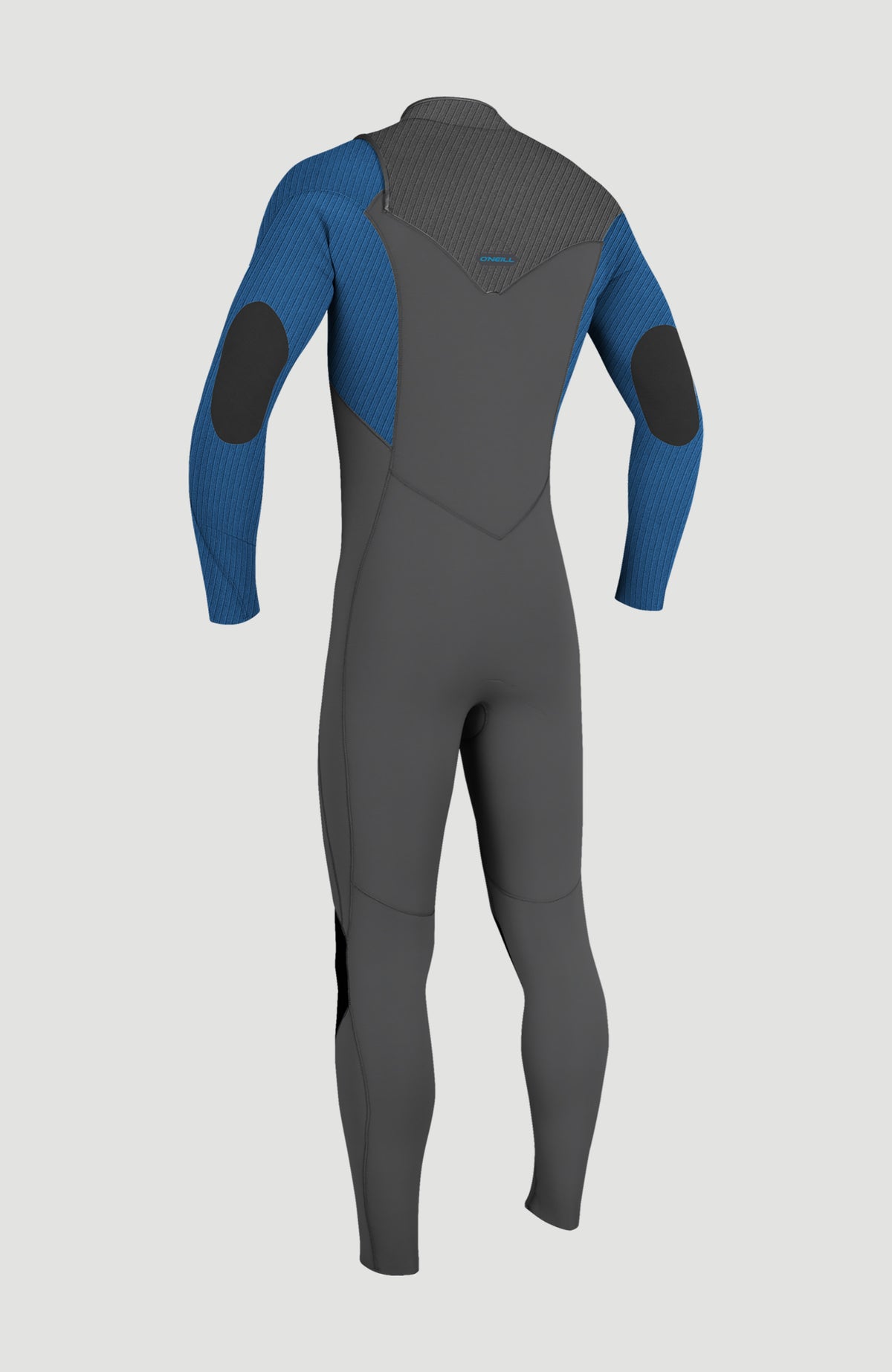 Blauer Hyperfreak Plus Neoprenanzug für Jungen, freigestellt in der Rückansicht mit Einsätzen an den Ärmeln