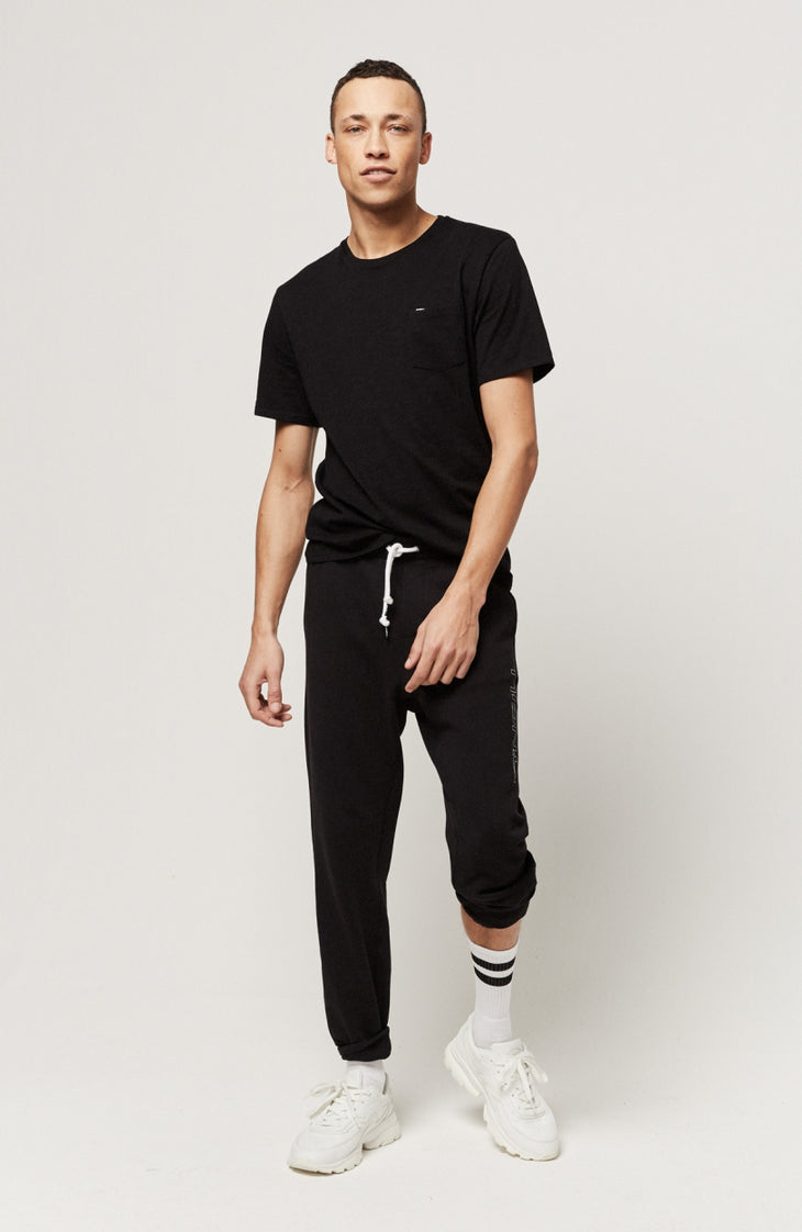 Jack's Regular Fit Crew Base T-Shirt | BlackOut - A