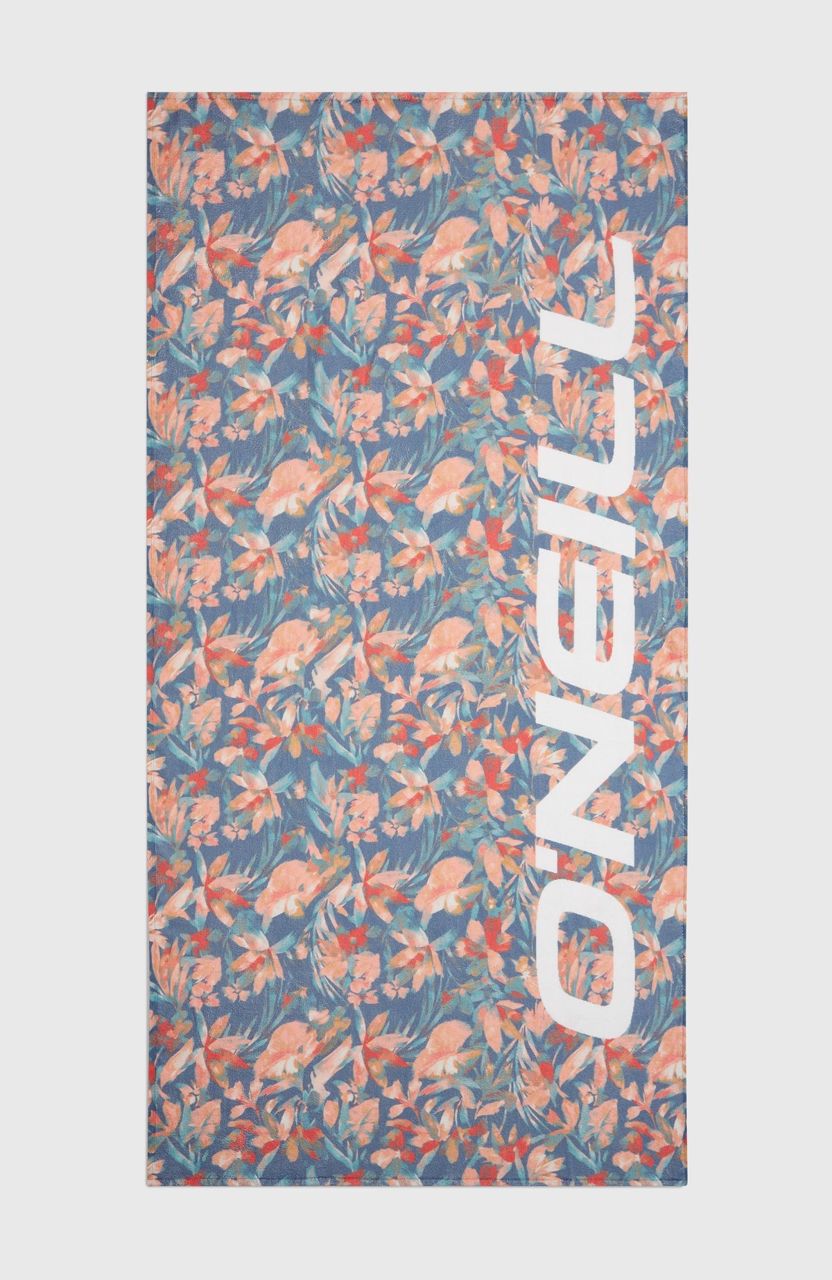 O'Neill Seacoast Handtuch für Damen, blau mit Blumenmuster in Rosa und Weiß, flach liegend in der Gesamtansicht