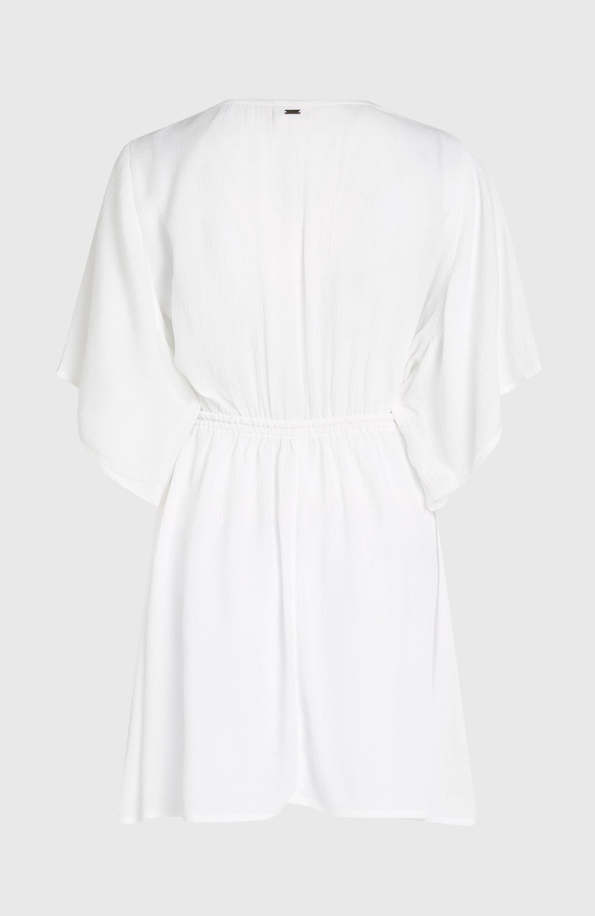 Essentials Cover Up Kleid für Damen, weiß, freigestellt von hinten mit kleiner Logo-Plakette am Kragen