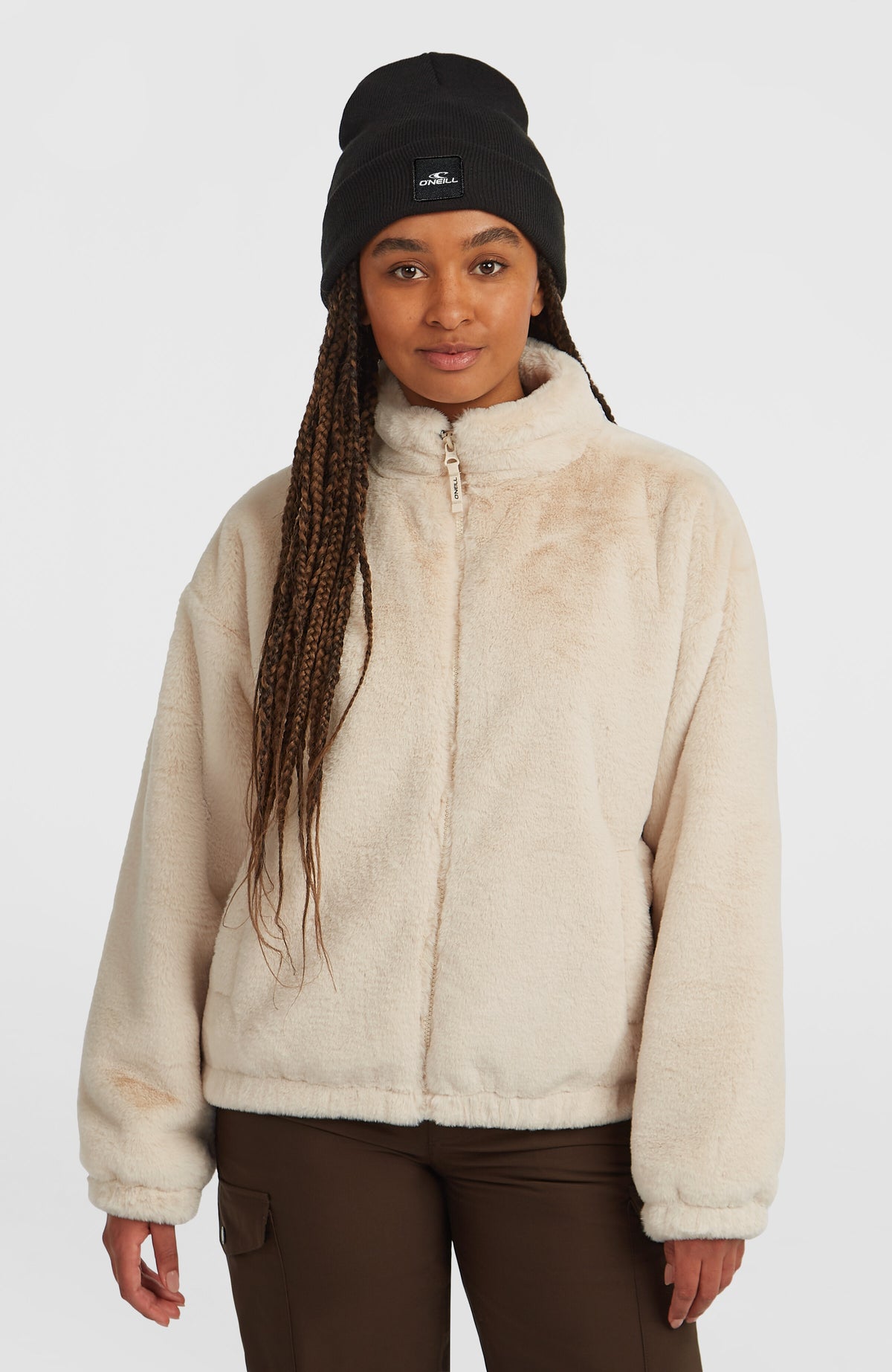 O'Neill FWC'Cruz Faux Fur Fleecejacke für Damen, beige, Vorderansicht am Model
