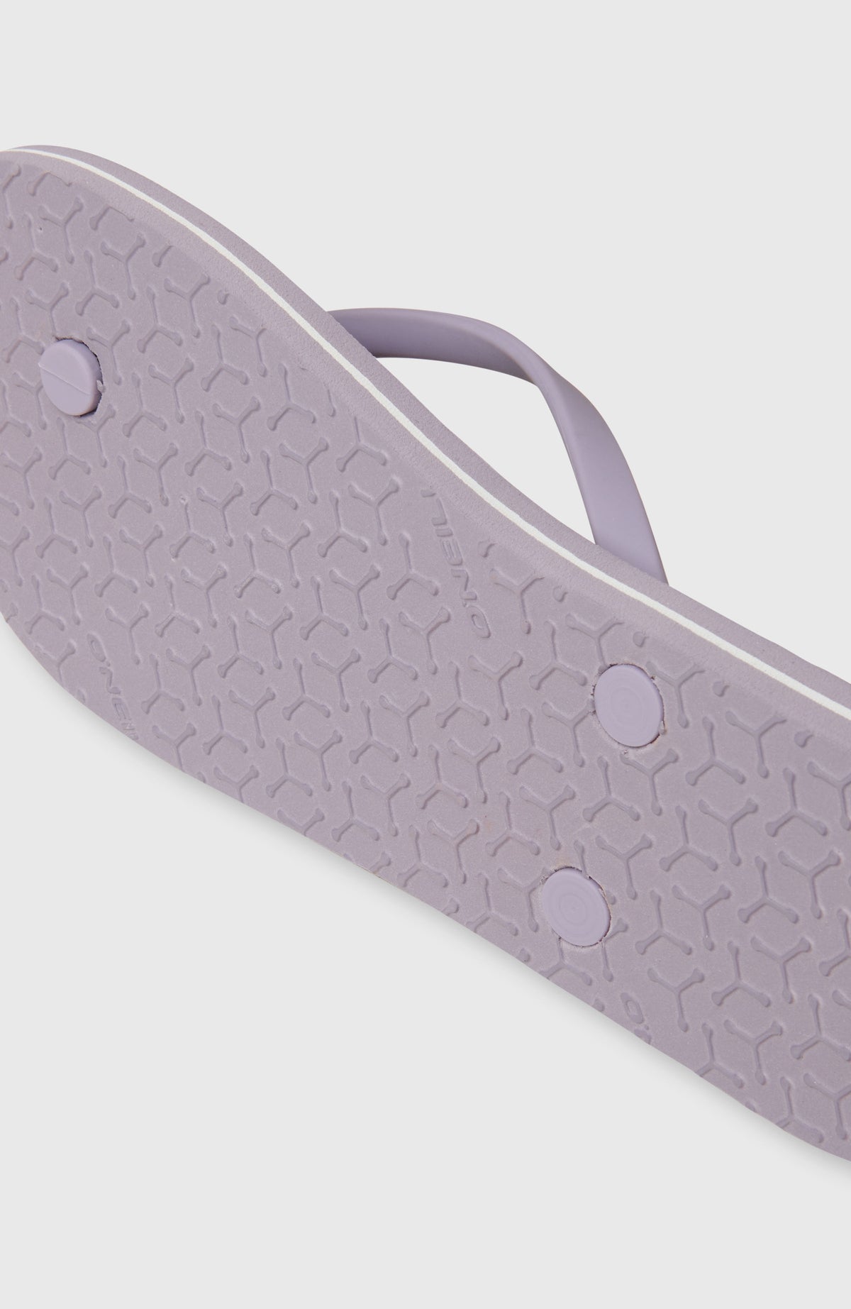 Profile Script Logo Sandalen für Damen, lila mit Logo-Print in Weiß, Nahaufnahme der strukturierten Sohlenunterseite