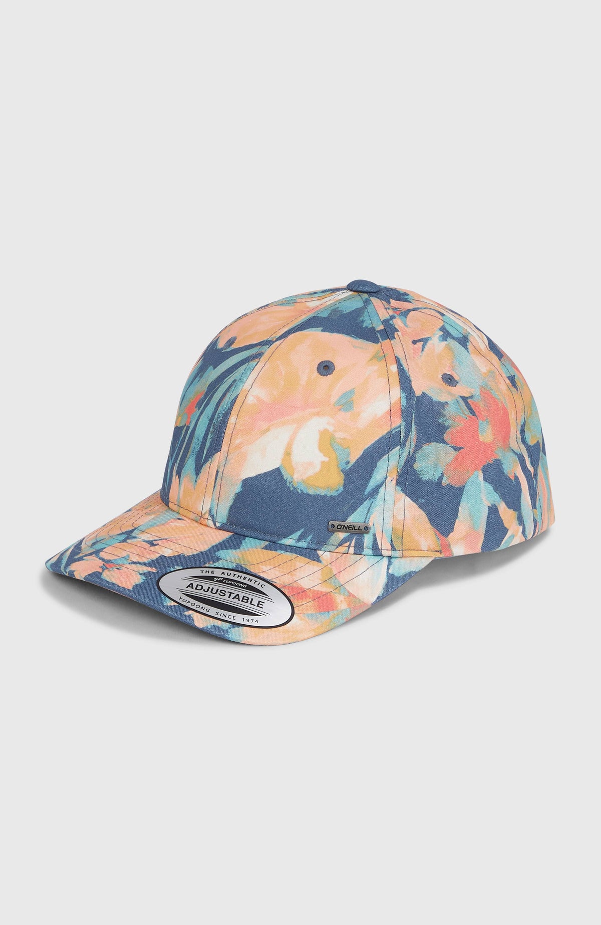 O'Neill Seacoast Cap für Damen, blau mit Tropenmuster in Orange und Türkis, freigestellt von schräg vorne