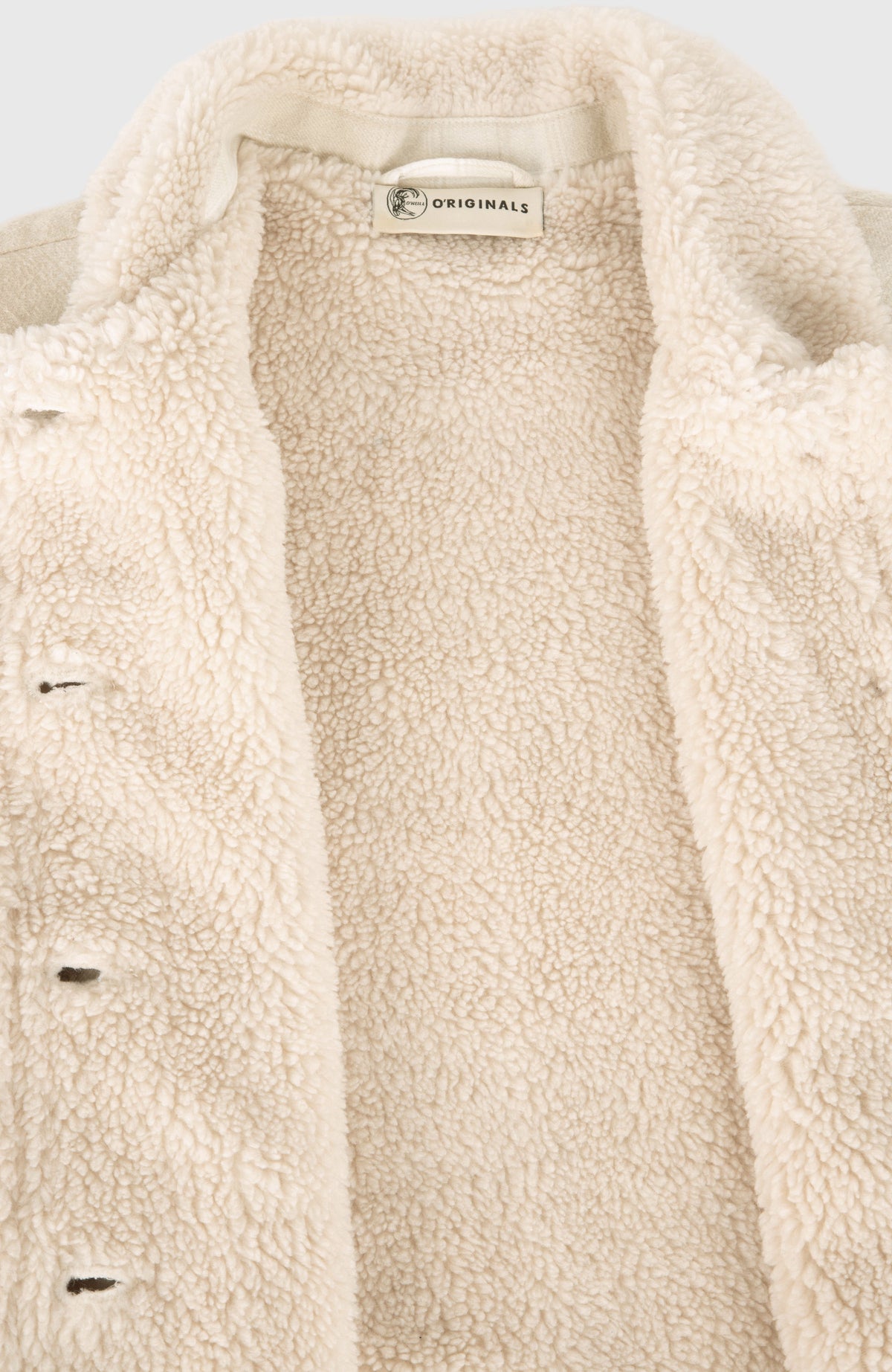 O'Riginals Jacke mit Fleecefutter, beige mit Karomuster in Weiß, Nahaufnahme des Innenfutters mit Nackenlabel