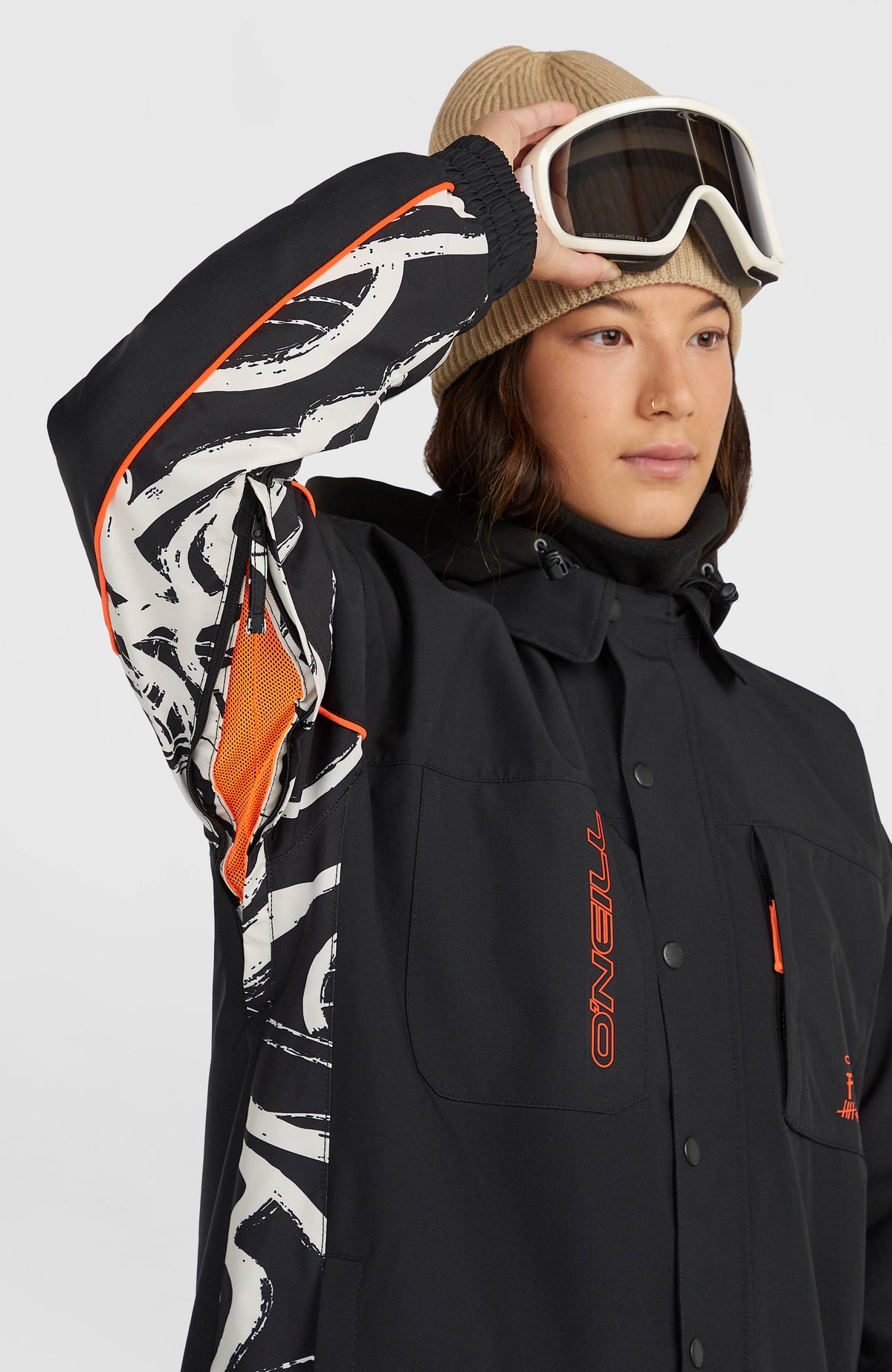FWC'Play Shacket Ski- und Snowboardjacke, schwarz, Belüftungsreißverschluss mit Mesh-Einsatz am Ärmel