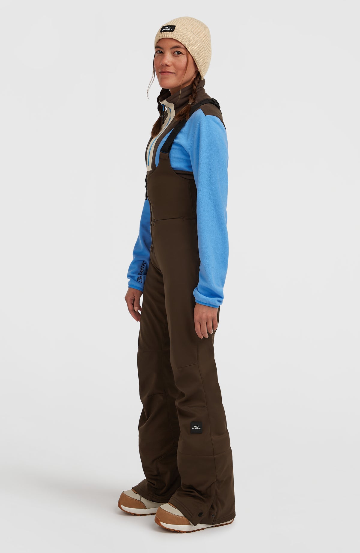 FWC'Cruz Softshell-Skihose mit Trägern für Damen, braun, getragen am Model in der Seitenansicht