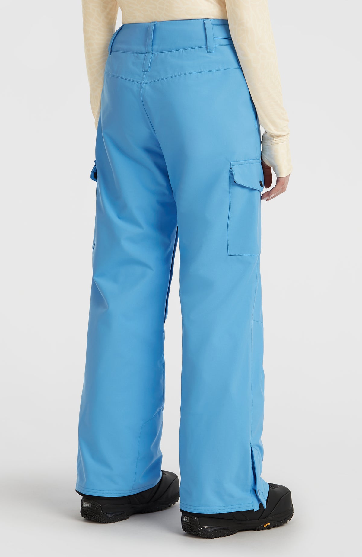 FWC'Cruz Cargo-Skihose für Damen, blau, Rückansicht am Model mit verstellbarem Bund