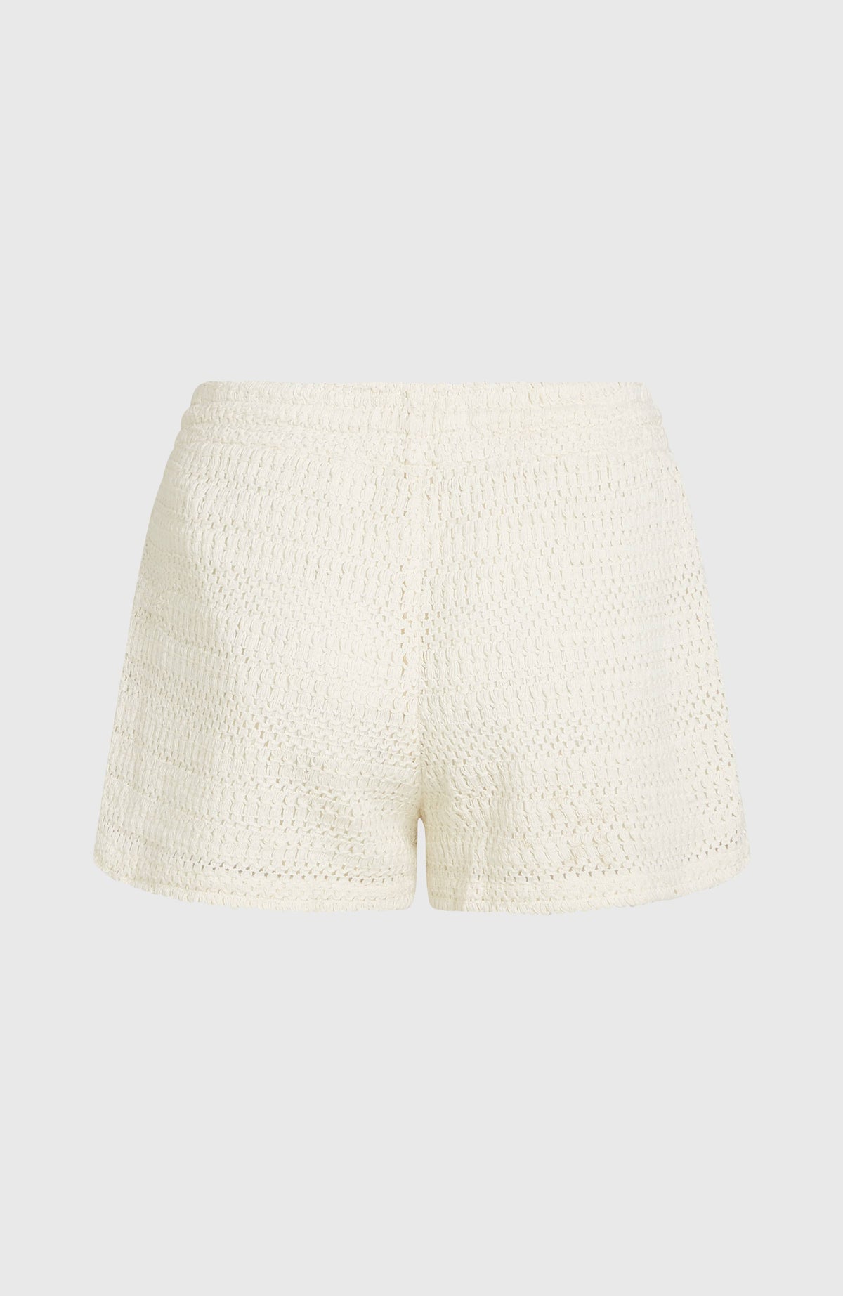 O'Riginals Häkelshorts für Damen, weiß, freigestellt von hinten mit durchgehendem Häkelmuster