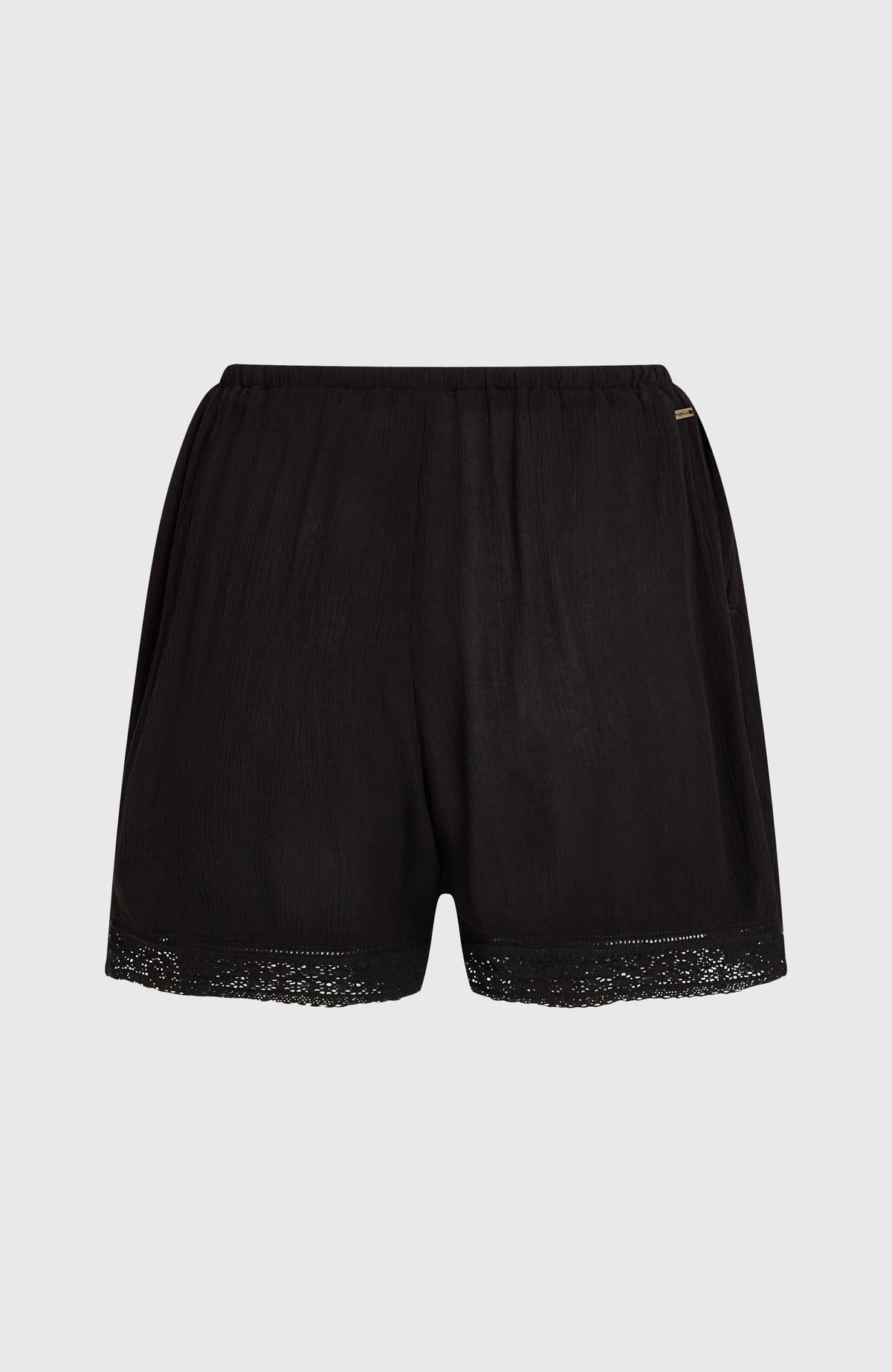 Schwarze Essentials Tokeena Shorts für Damen, flach liegend von hinten mit dekorativer Spitzenborte am Saum