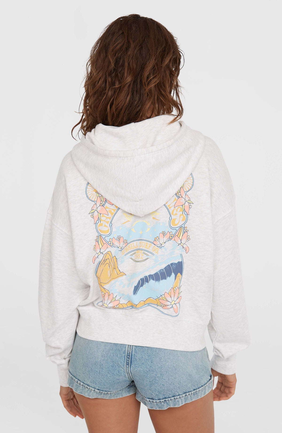 Beach Vintage Kapuzenjacke für Damen, weiß, Rückansicht am Model mit großem Grafik-Print