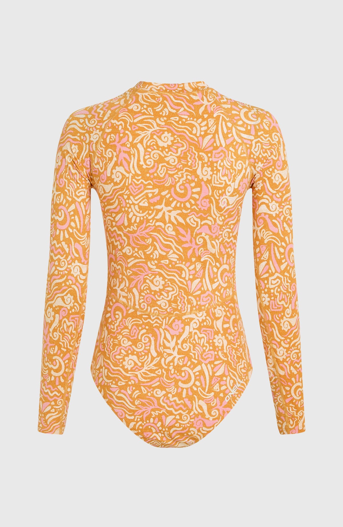 Women of the Wave Longsleeve-Badeanzug für Damen, orange mit Grafikmuster in Rosa und Weiß, freigestellt von hinten