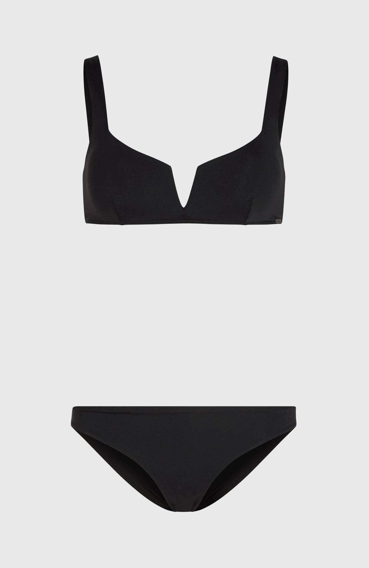 Women Of Bikini-Set für Damen, schwarz, freigestellt von vorne mit Bralette-Oberteil und Bikinihose