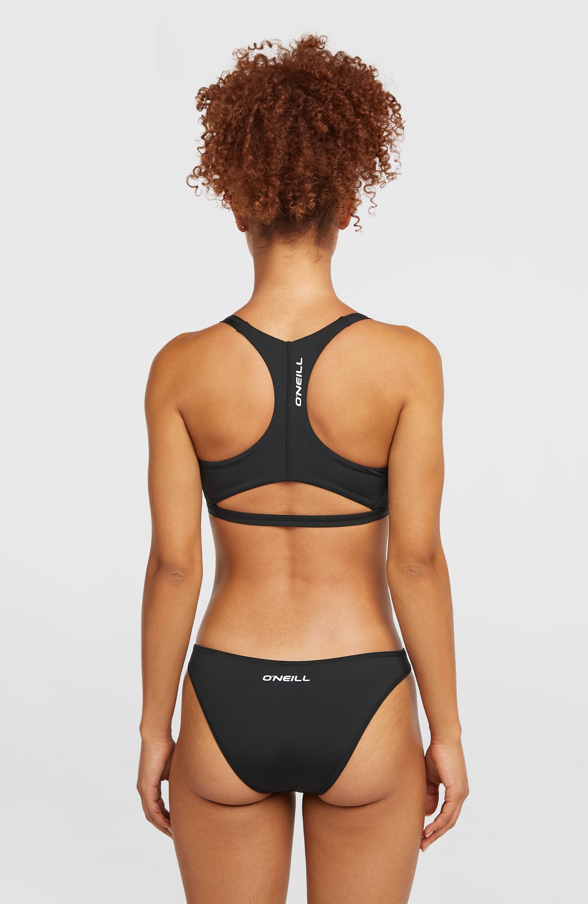 Performance Bikini-Set für Damen, schwarz, Rückansicht, getragen am Model
