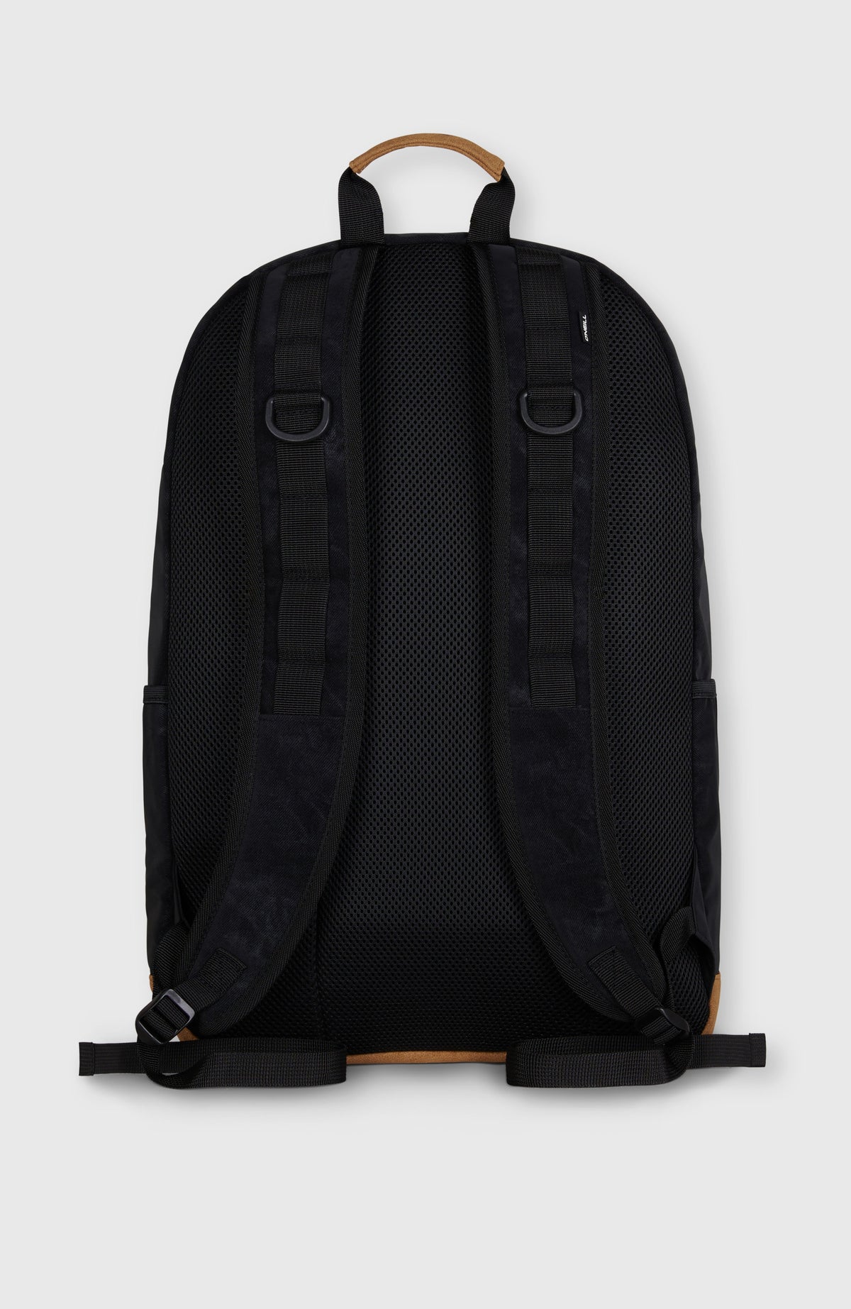 O'Riginals Circle Surfer Rucksack, schwarz, freigestellt in der Rückansicht mit verstellbaren Schultergurten