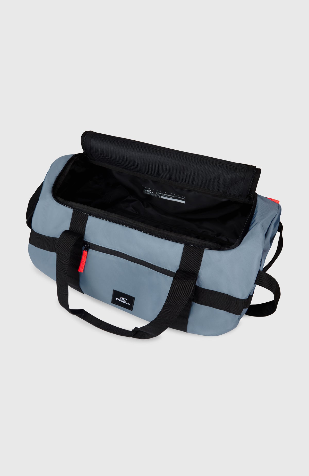 Blaue Reisetasche, freigestellt von schräg oben mit weit geöffnetem Hauptfach und Reißverschluss