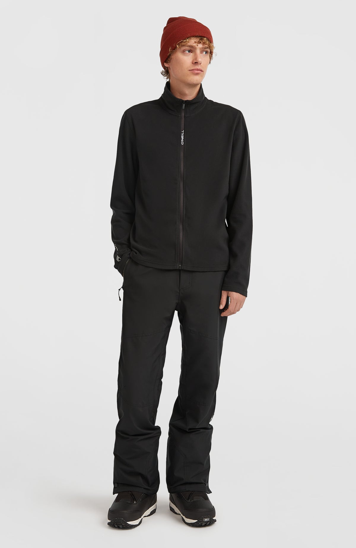 FWC'Cruz Jack's Fleecejacke für Herren, schwarz, Ganzkörperansicht von vorne am Model