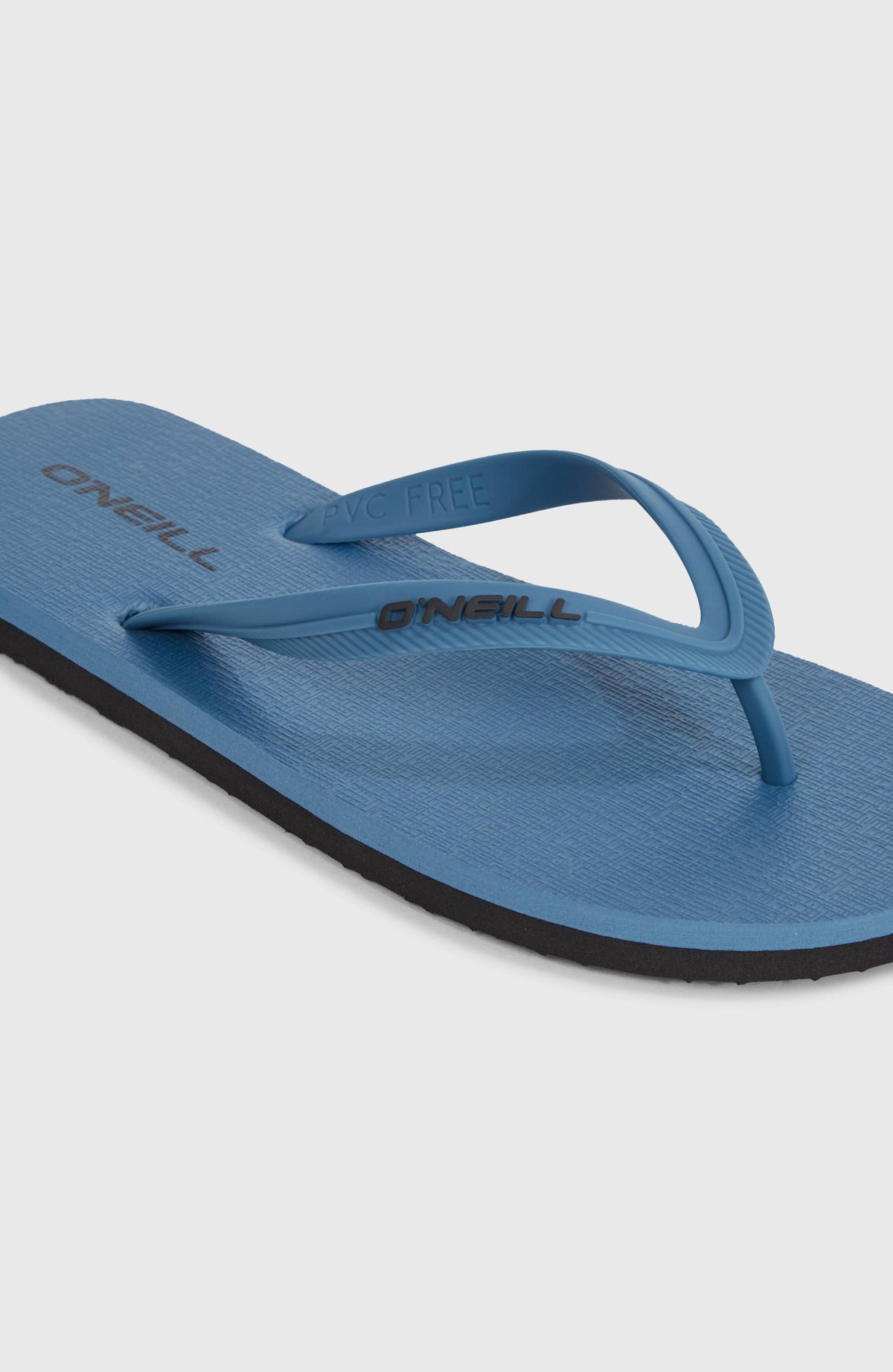 Profile Small Logo Sandalen für Herren, blau, Nahaufnahme von Riemen und strukturierter Decksohle