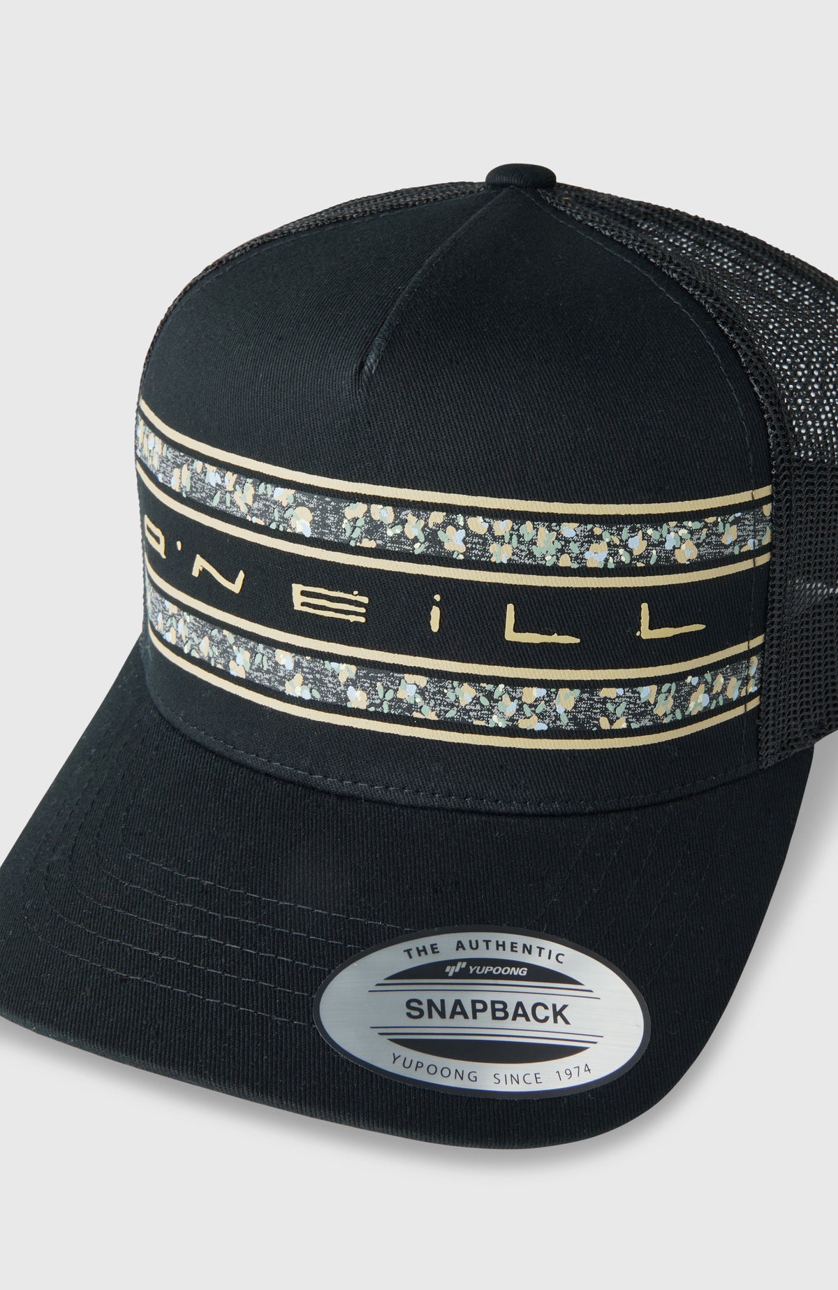O'Neill Flower Trucker Cap | Black Out