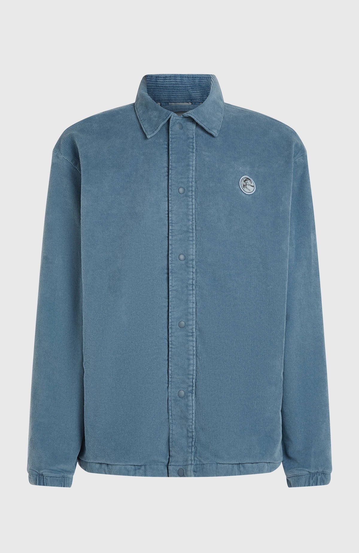 Blaue Cord Coach Jacke für Herren, freigestellt von vorne mit Druckknöpfen und Kragen
