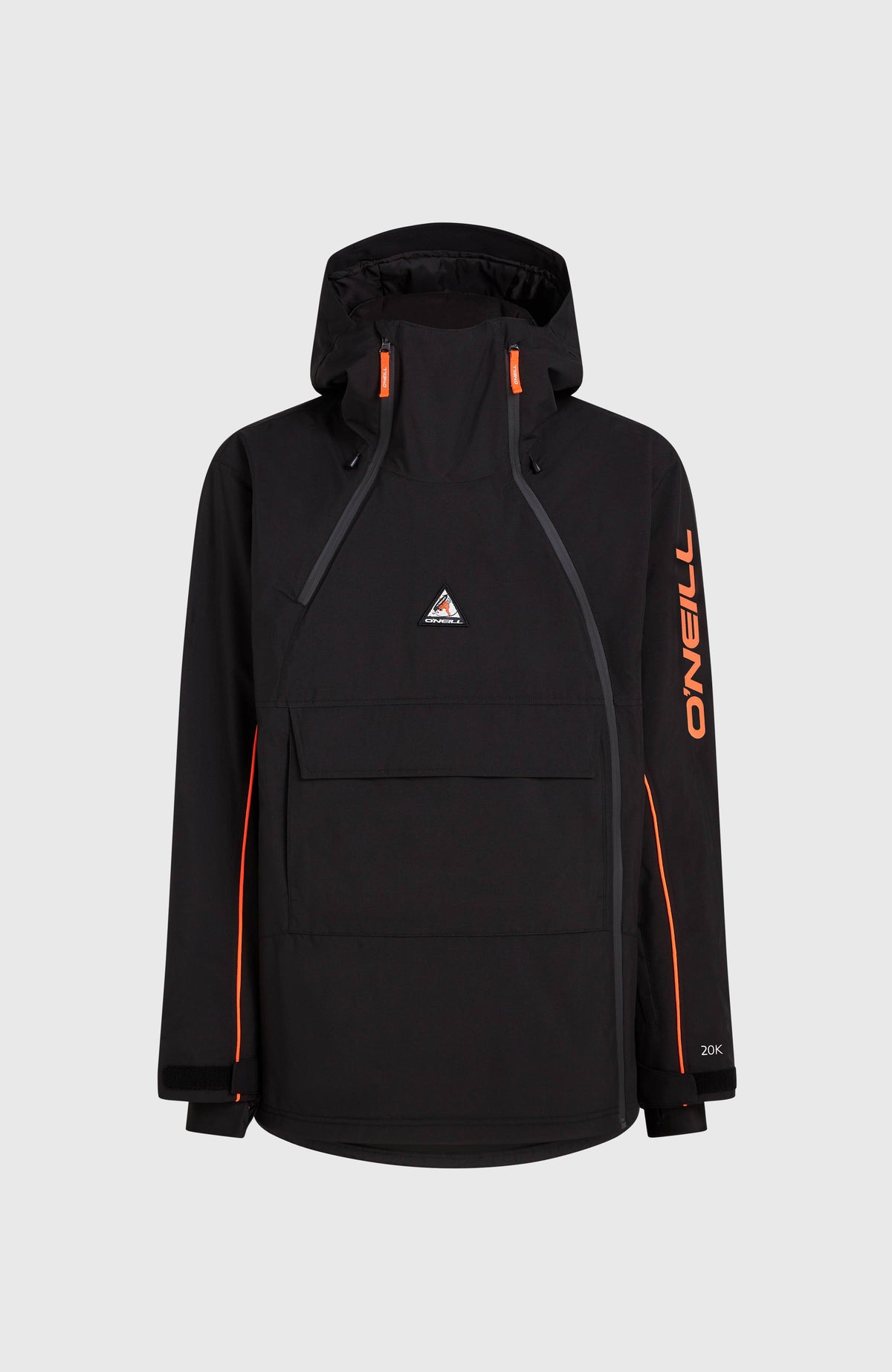 FWC'Play Asymmetric Ski- und Snowboardjacke für Herren, schwarz, freigestellt von vorne mit Kapuze und Taschen