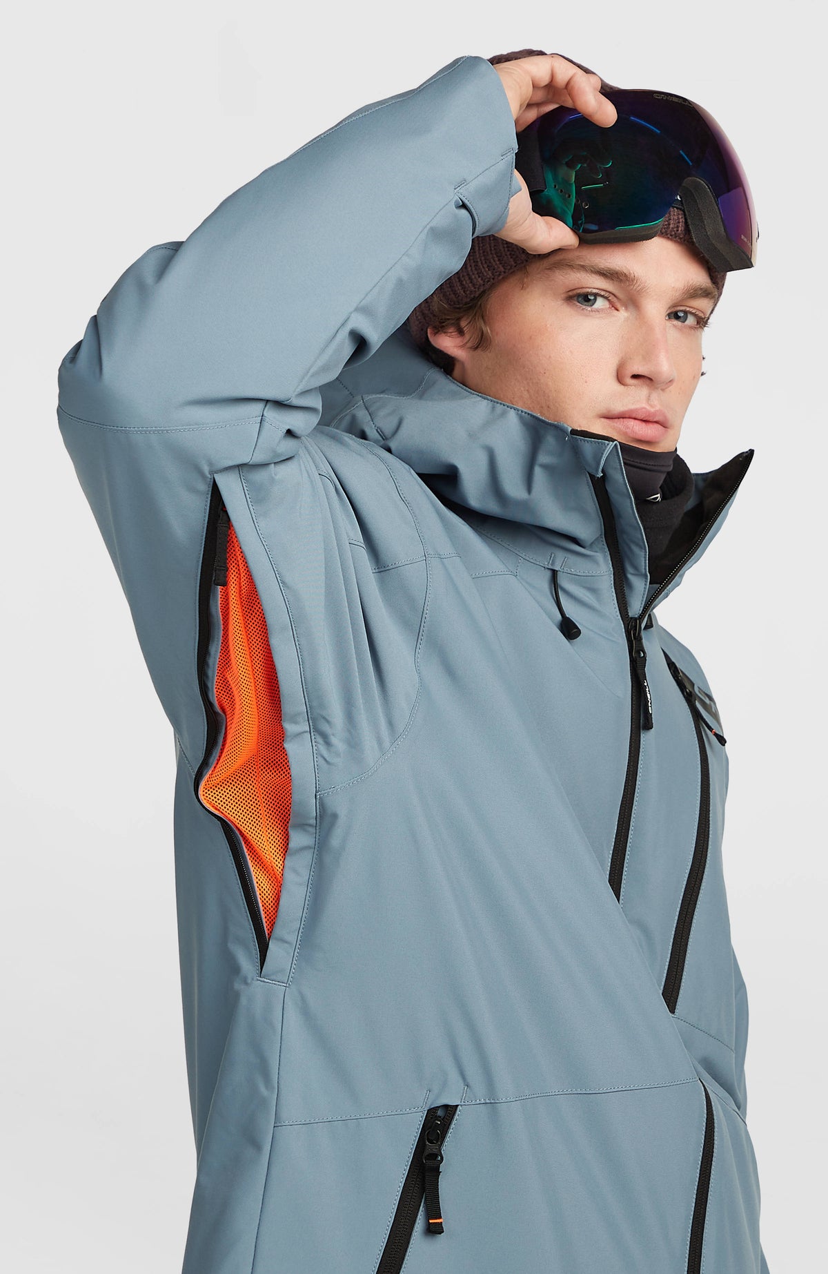 FWC'Cruz Skijacke für Herren, blau, am Model, Nahaufnahme des geöffneten Belüftungsreißverschlusses