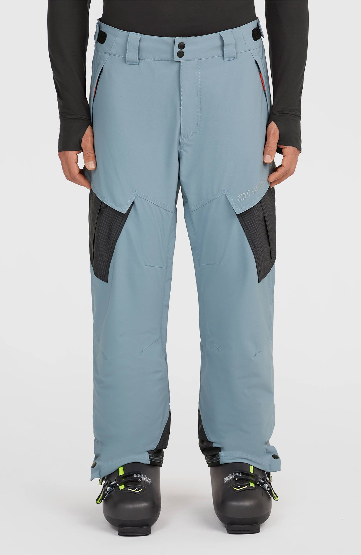 O'Neill FWC'Peak Cargo-Skihose für Herren, blau, Vorderansicht, getragen am Model