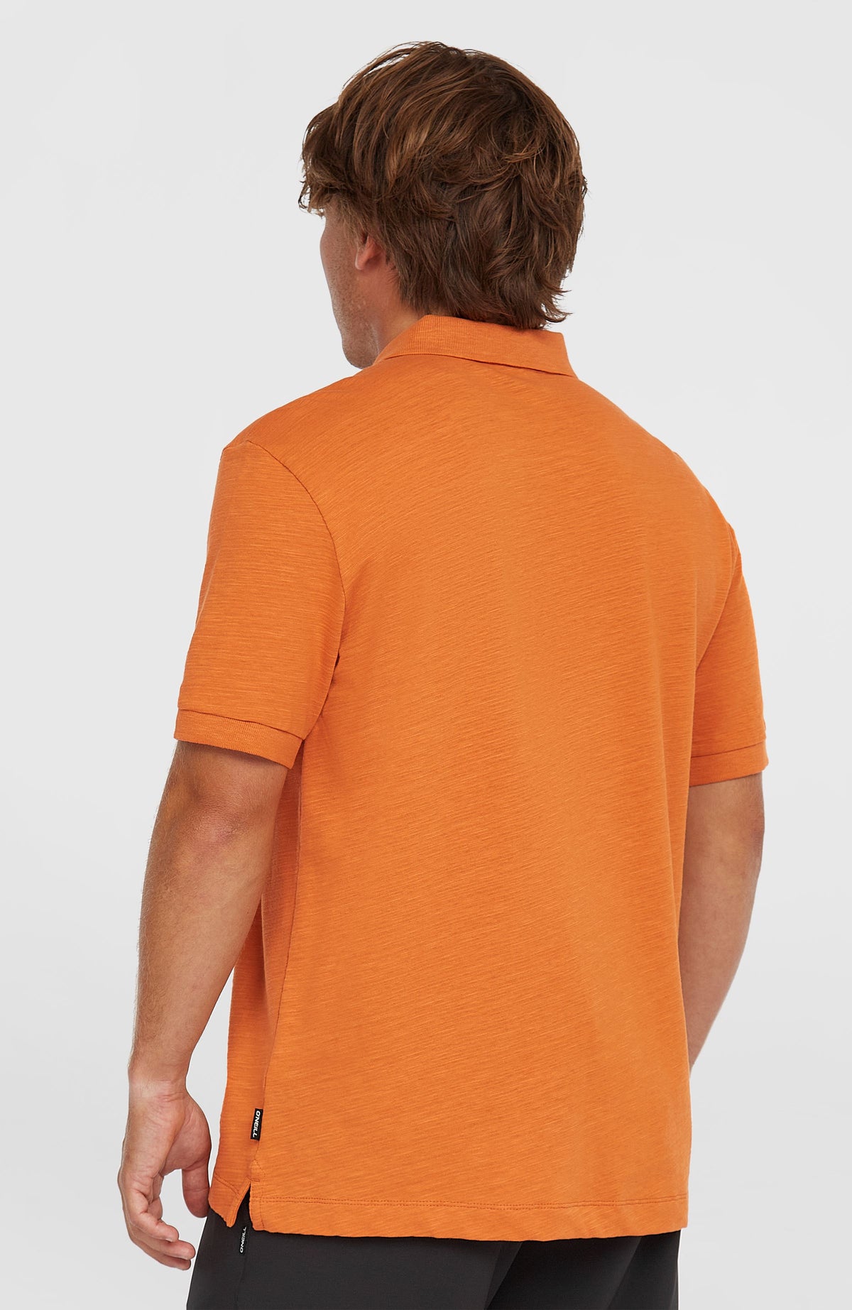 Slub Small Logo Poloshirt für Herren, orange, Rückansicht am Model