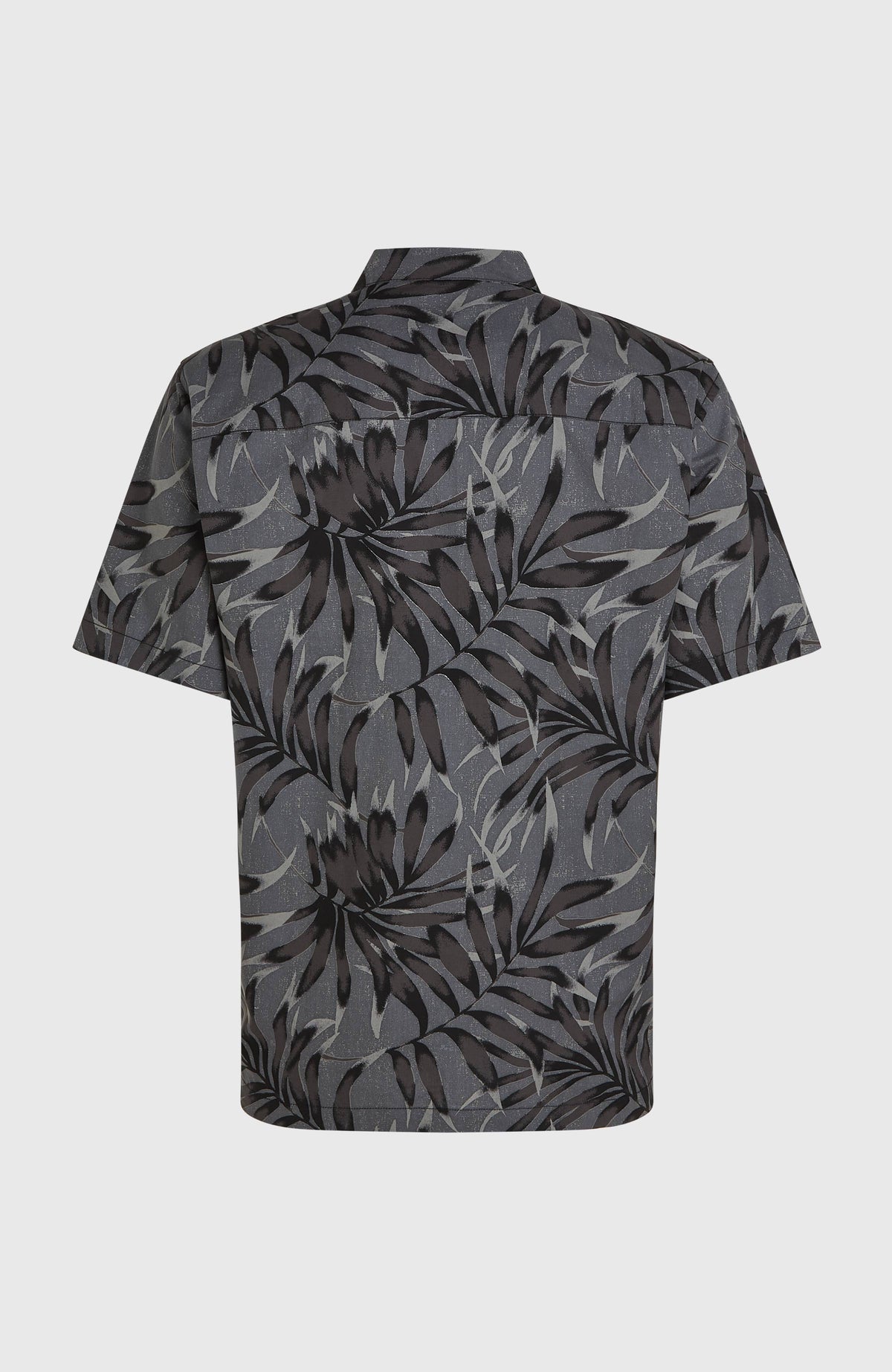 Print-Shirt für Herren, schwarz mit Blättermuster in Grau, freigestellt von hinten