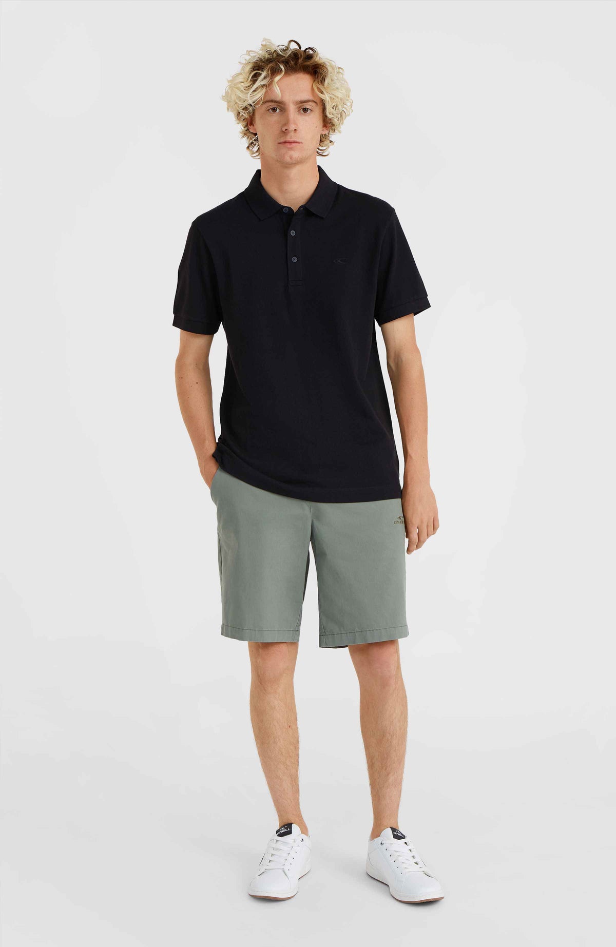 Essentials Chino-Shorts | Lily Pad