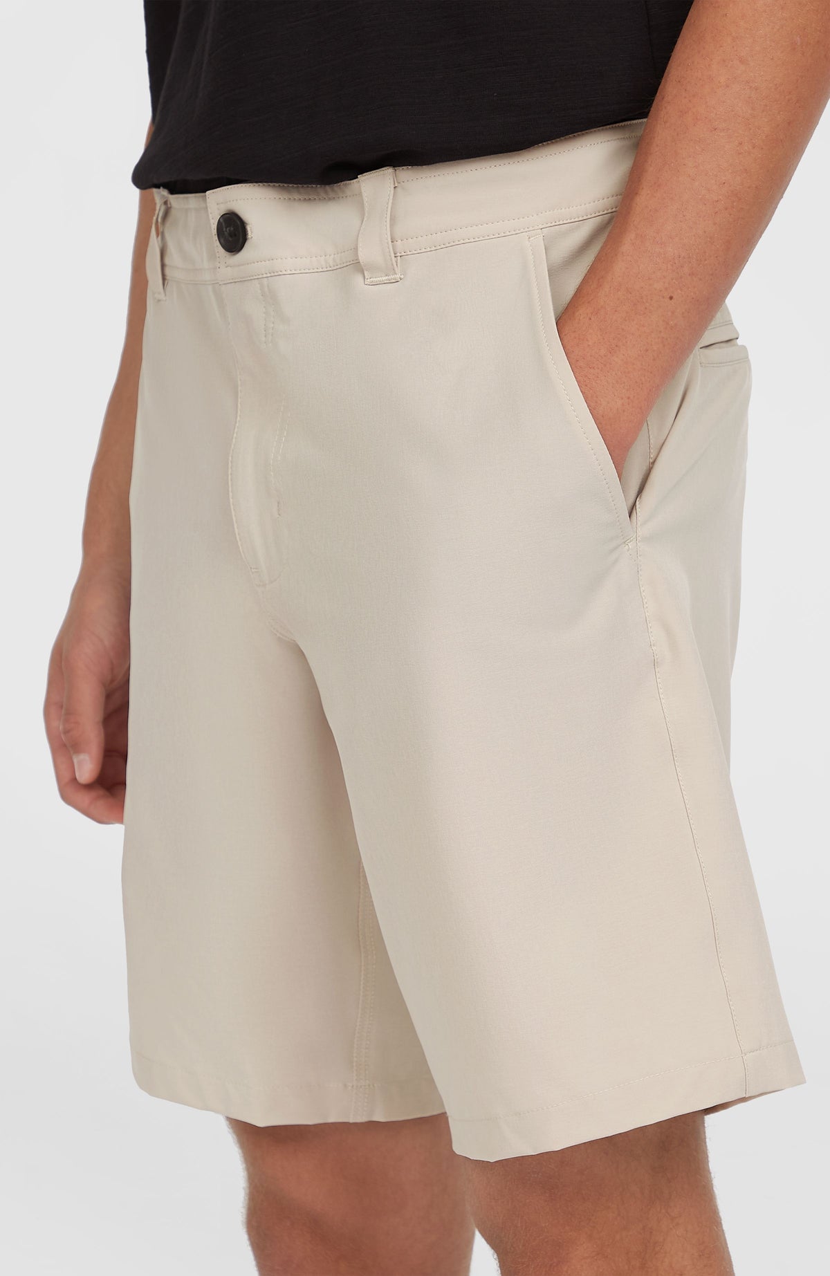 Hybrid 19" Chino-Shorts für Herren, beige, Nahaufnahme der seitlichen Eingrifftasche