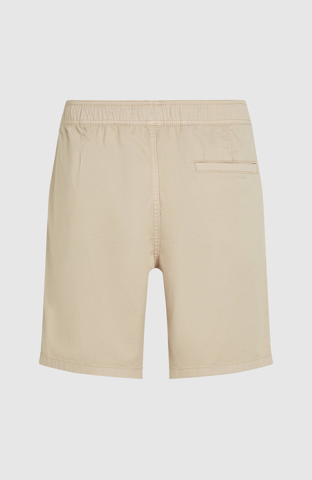O'Riginals Walk Shorts für Herren, beige, freigestellt von hinten mit Gesäßtasche
