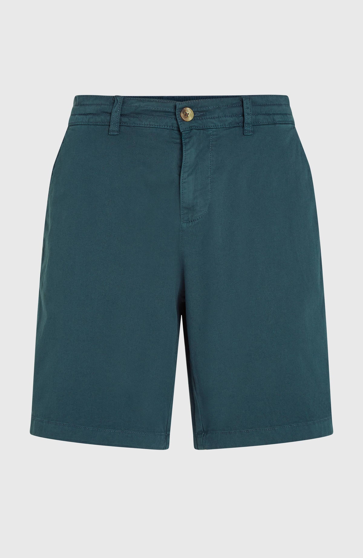 Blaue Essentials Chino-Shorts für Herren, freigestellt von vorne mit Bundknopf und Gürtelschlaufen