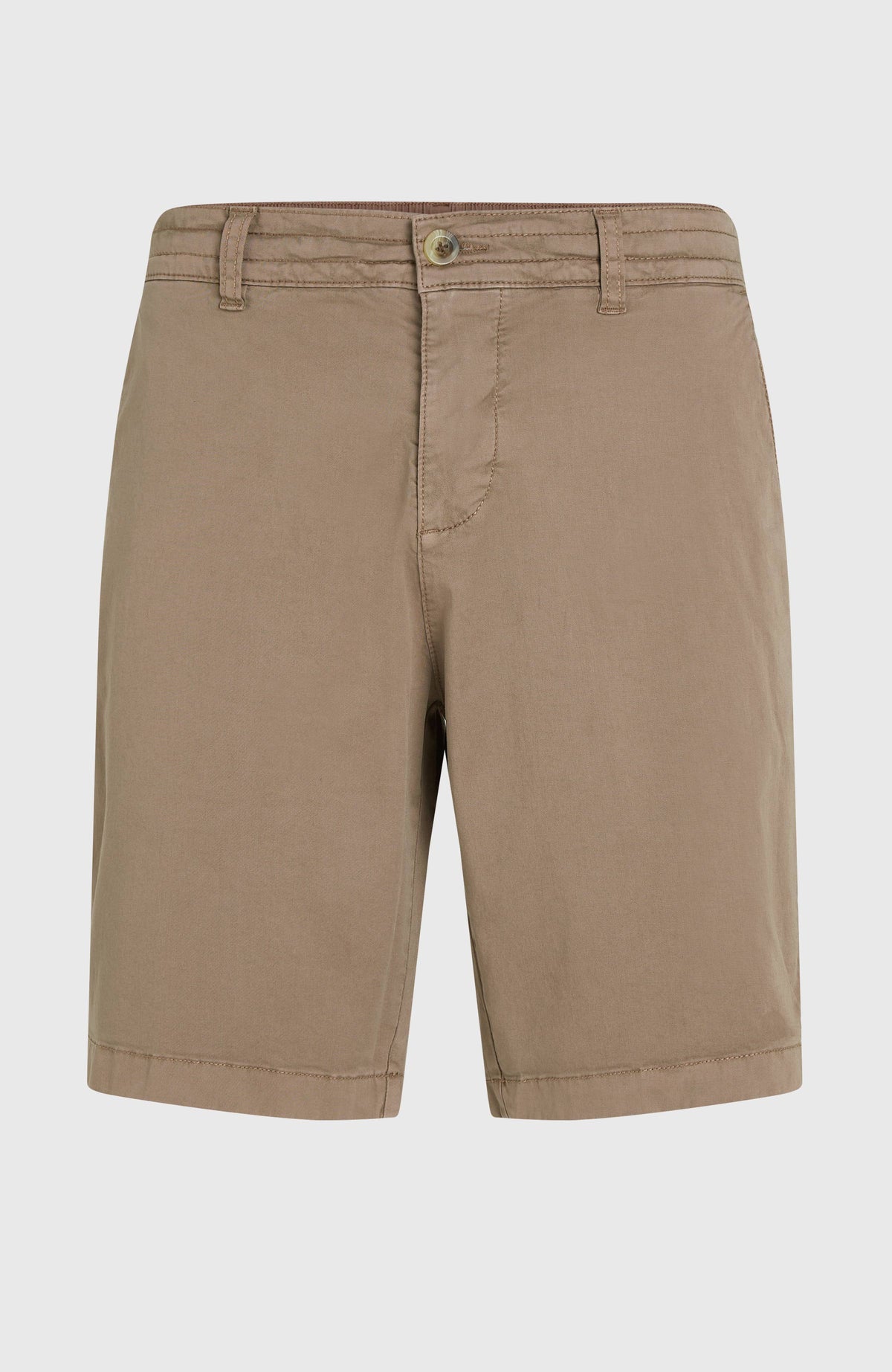 Braune Essentials Chino-Shorts für Herren, flach liegend von vorne mit Knopfleiste