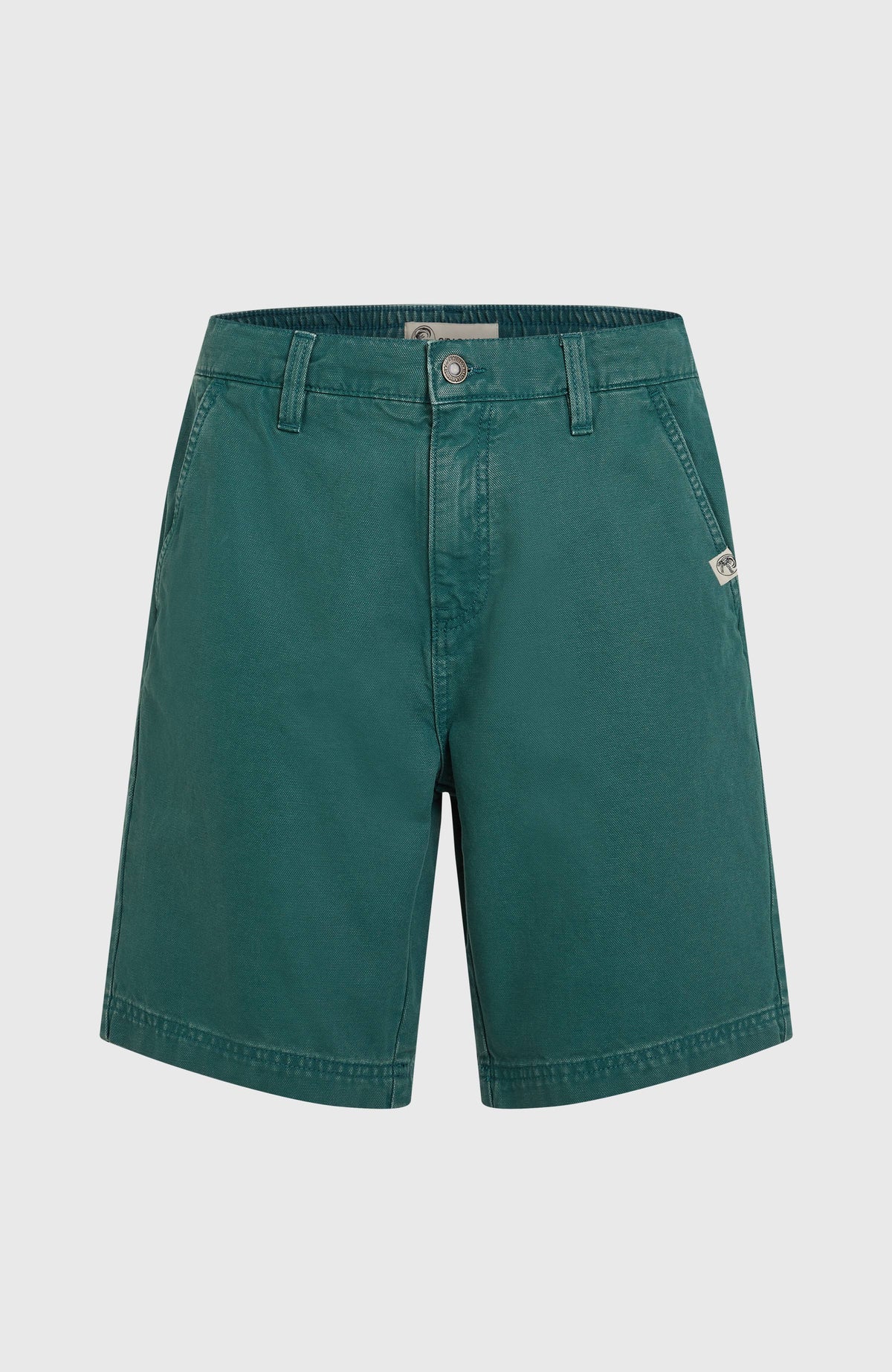 O'Riginals Shorts für Herren, grün, freigestellt von vorne, Hosenbund mit Gürtelschlaufen und Knopf