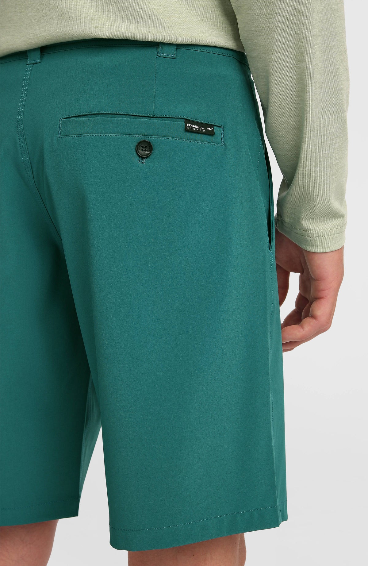 Hybrid 19" Shorts für Herren, grün, Nahaufnahme der Gesäßtasche mit Knopf und Logo-Label