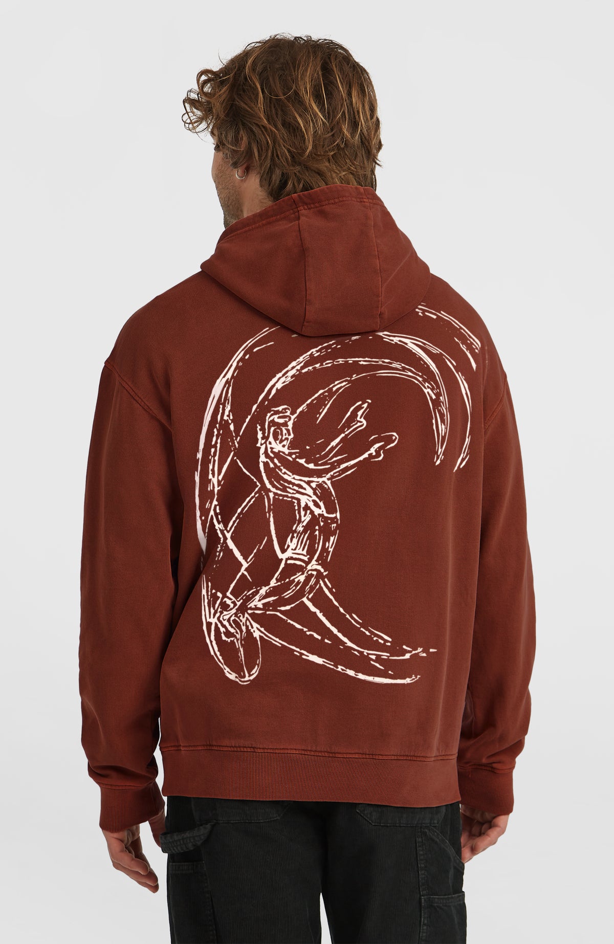 O'Riginals Hoodie für Herren, braun mit Grafik-Print in Weiß, Rückansicht am Model