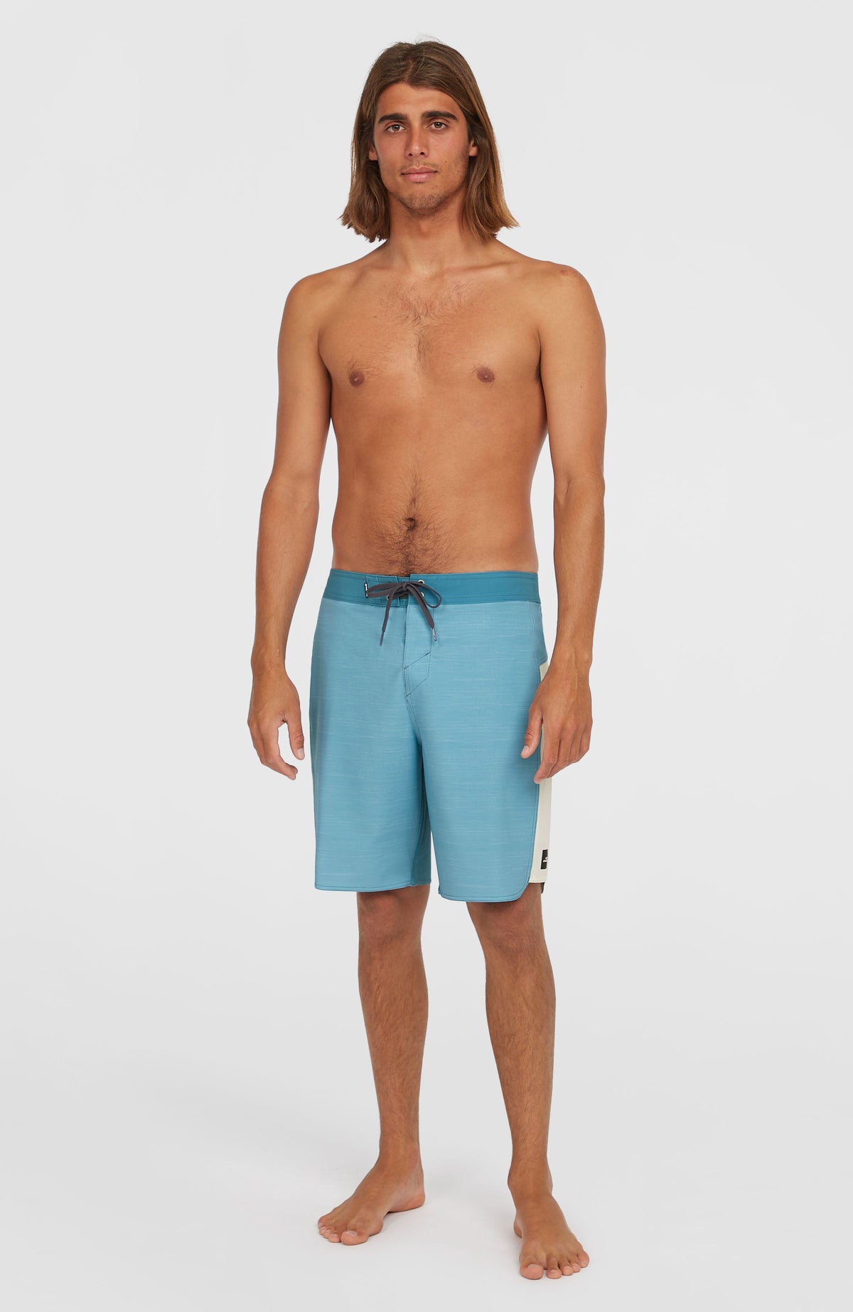 Hyperfreak Tech Panel 19'' Boardshorts für Herren, blau, Ganzkörperansicht getragen am Model
