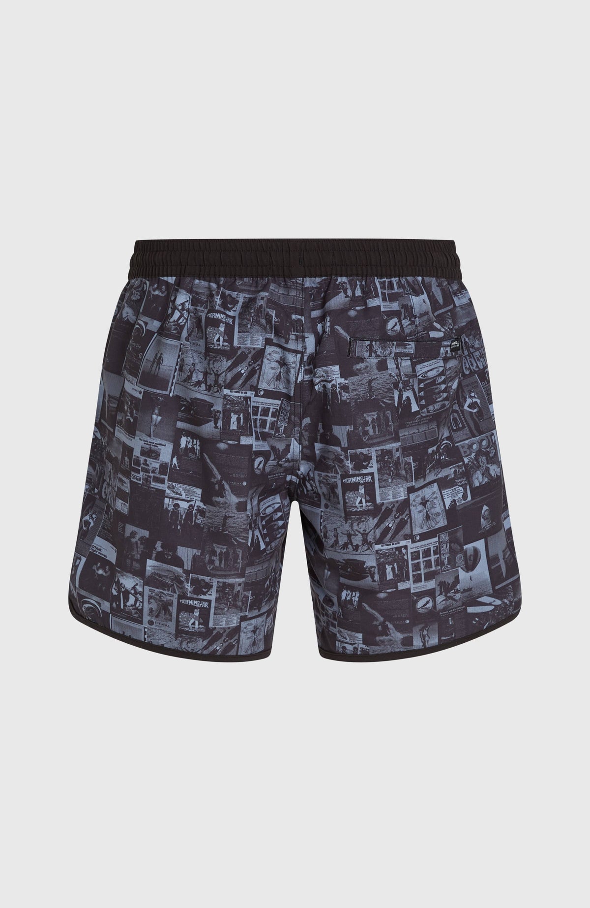 O'Riginals Scallop 16'' Badehose, schwarz mit Fotoprint in Grau, flach liegend von hinten mit Gesäßtasche