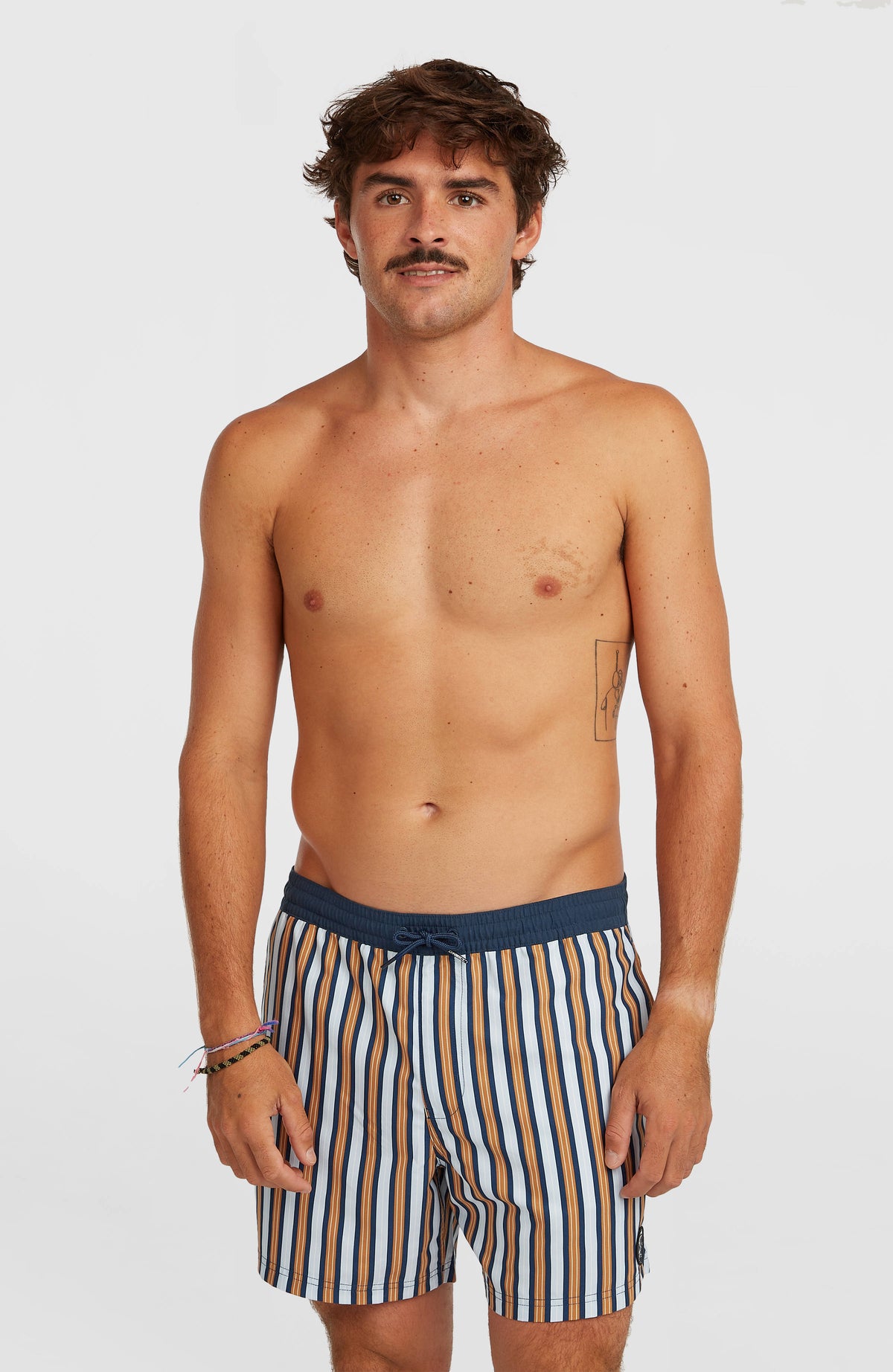 O'Neill O'Riginals Stripe 15'' Badehose für Herren, blau mit Streifenmuster in Orange und Weiß, Vorderansicht