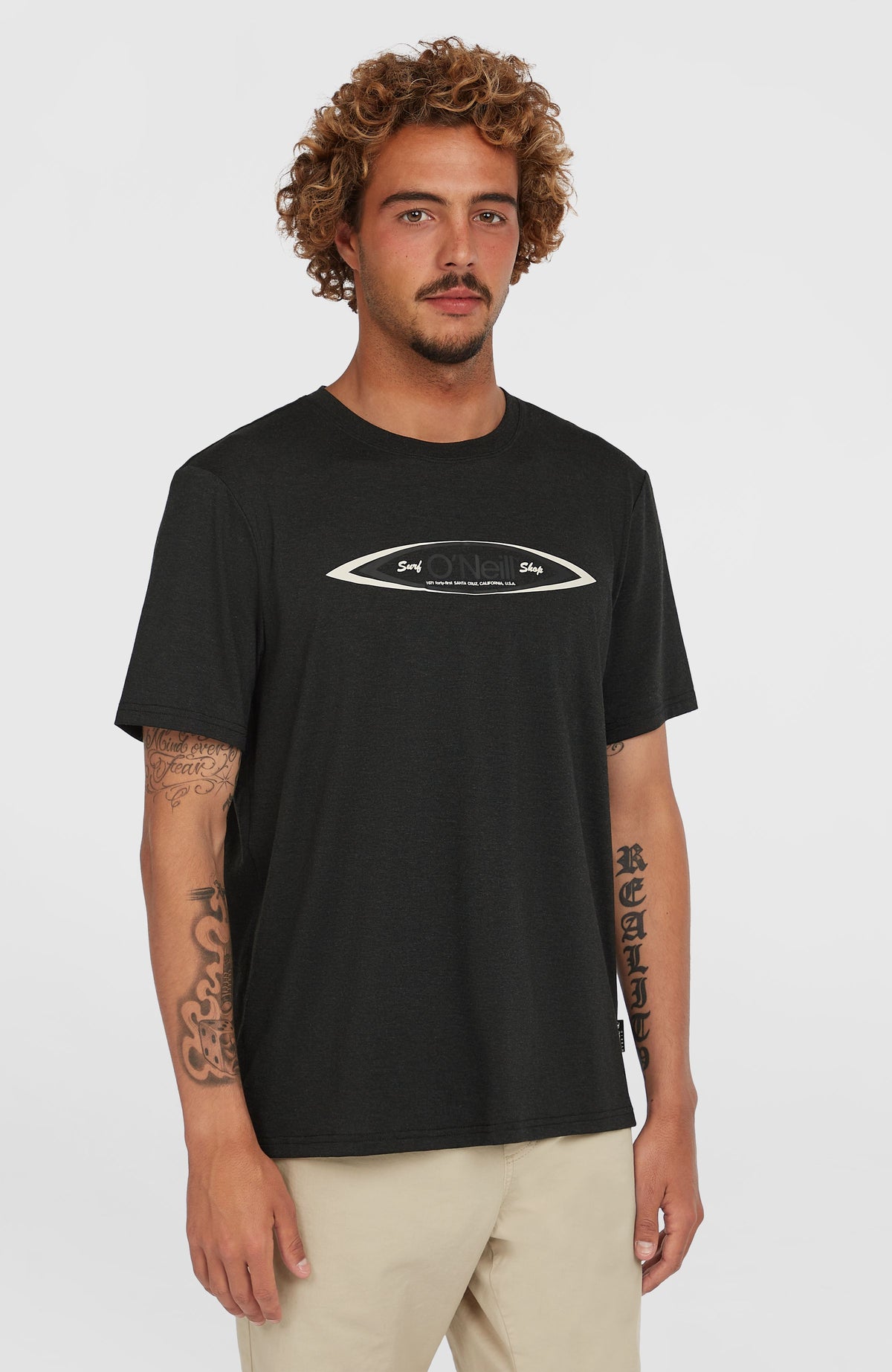 O'Neill O'Riginals Hybrid Polygiene Graphic T-Shirt für Herren, schwarz mit Logo-Print in Weiß, Vorderansicht