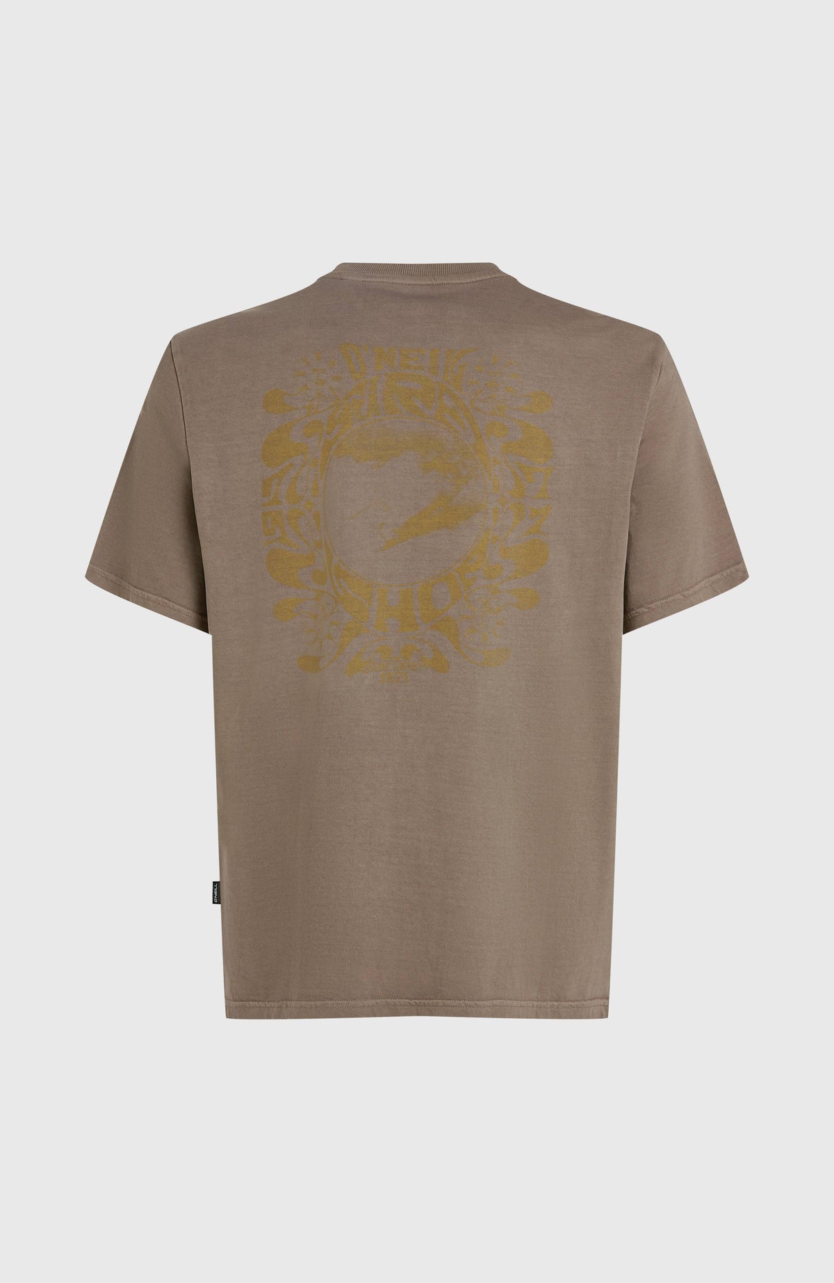 O'Riginals Vintage Graphic T-Shirt für Herren, braun mit Grafik-Print in Gelb, freigestellt von hinten
