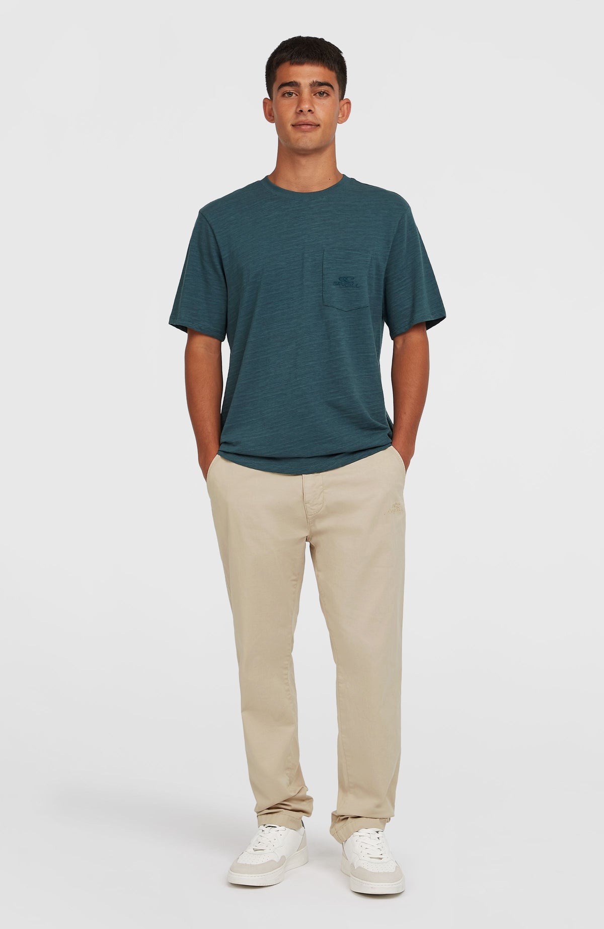 Slub Chest Pocket T-Shirt für Herren, blau, Ganzkörperansicht am Model von vorne