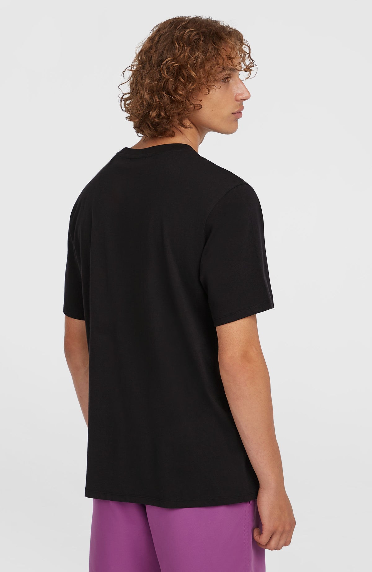 Original Cali Logo T-Shirt für Herren, schwarz, Rückansicht am Model