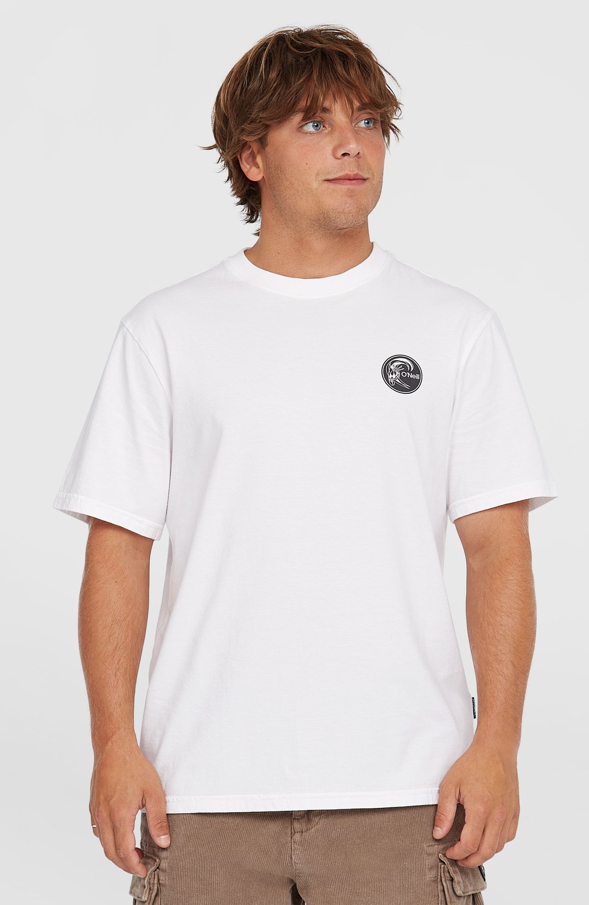 O'Neill O'Riginals Surf Shop T-Shirt für Herren, weiß mit Grafik-Print in Schwarz, Vorderansicht am Model