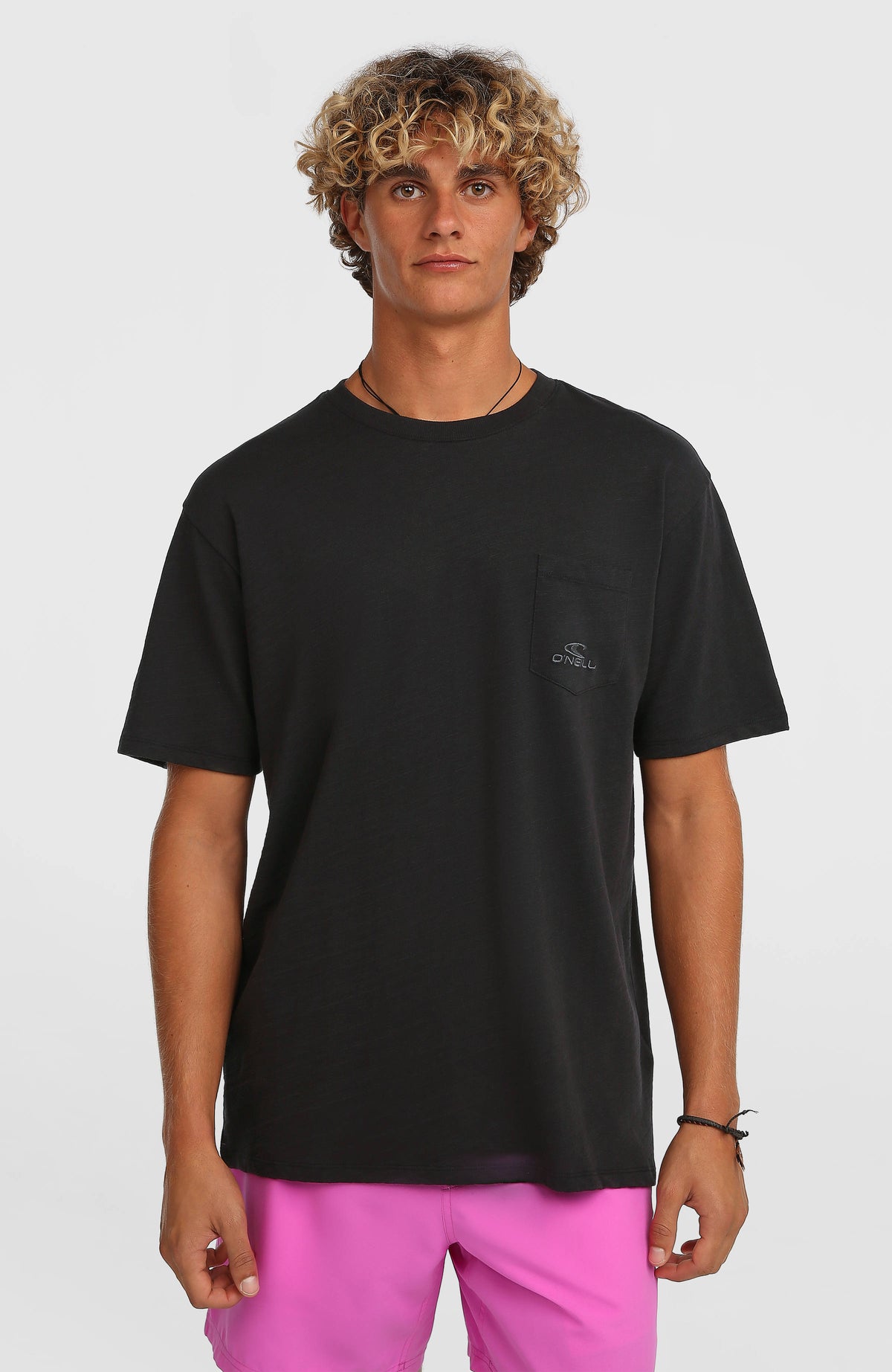 O'Neill Slub Chest Pocket T-Shirt für Herren, schwarz, Vorderansicht am Model