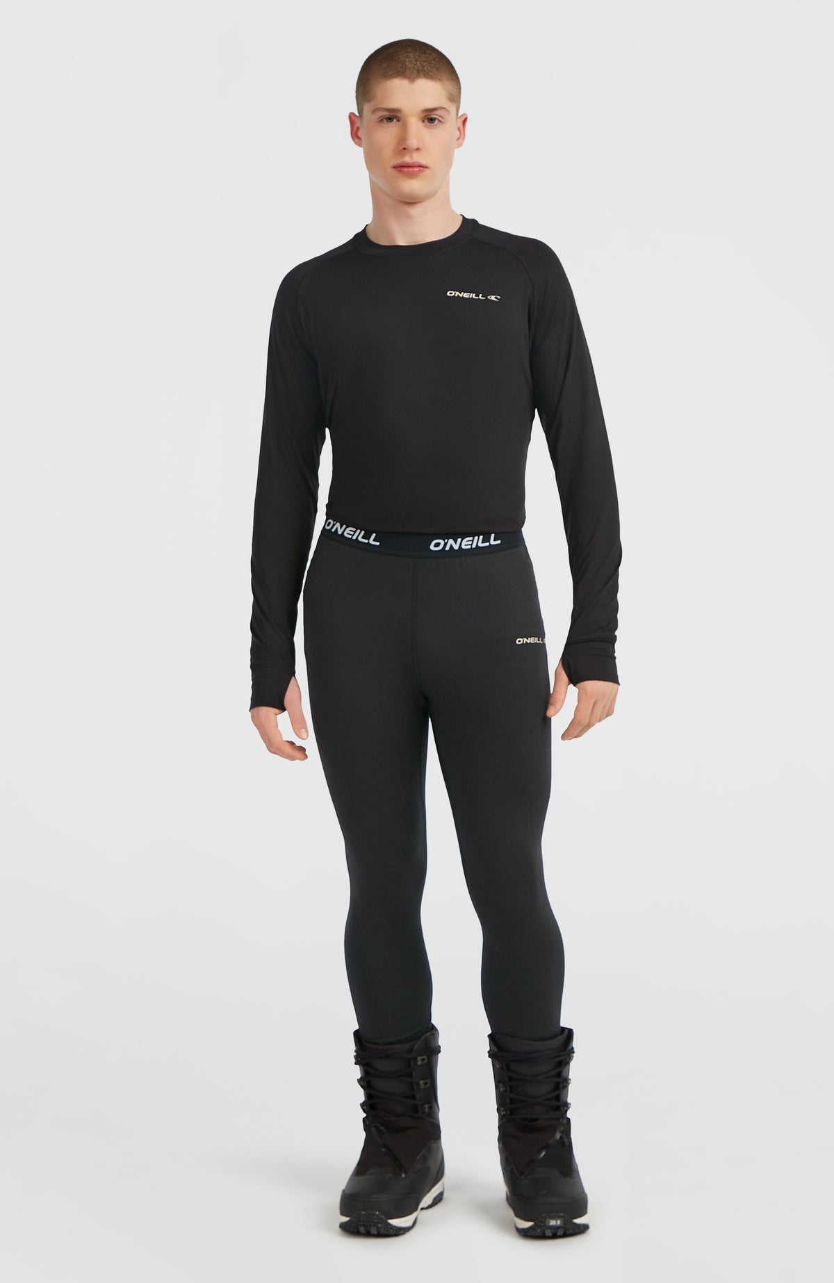 O'Neill Thermounterhose für Herren, schwarz, Vorderansicht, getragen am Model