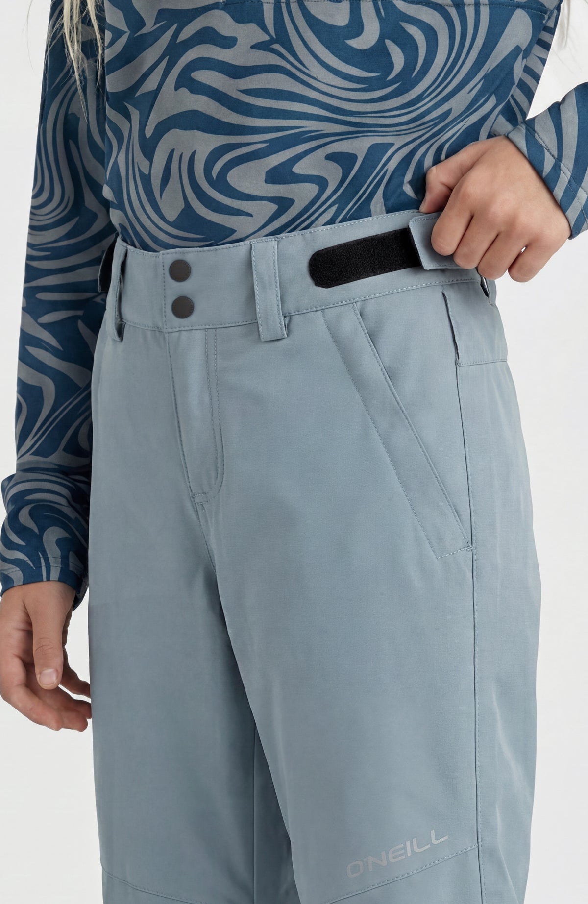 FWC'Cruz Skihose für Mädchen, blau, Nahaufnahme des verstellbaren Bundes mit Klettverschluss