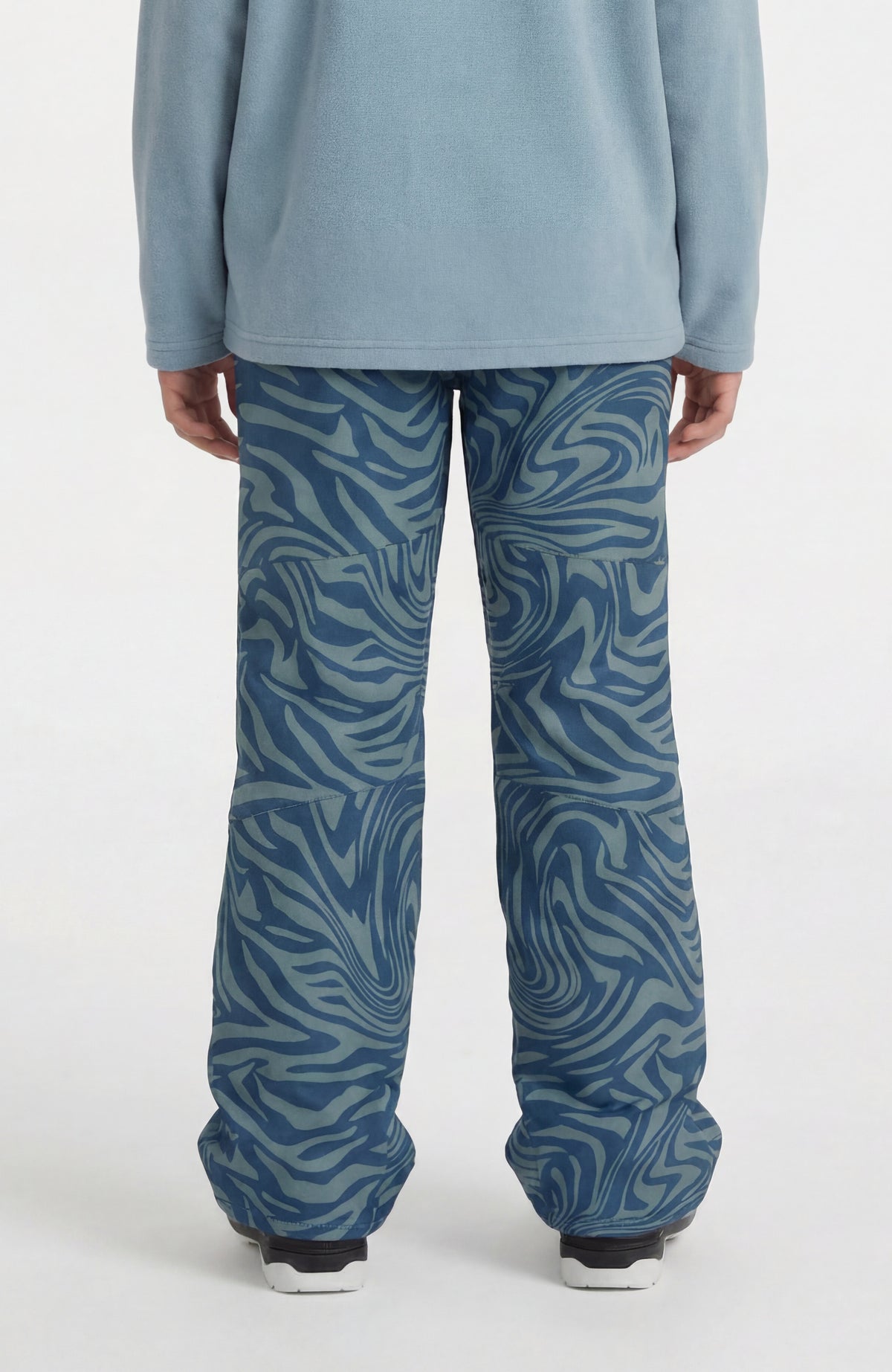 FWC'Cruz Skihose für Mädchen, blau mit Zebramuster in Grau, Rückansicht am Model